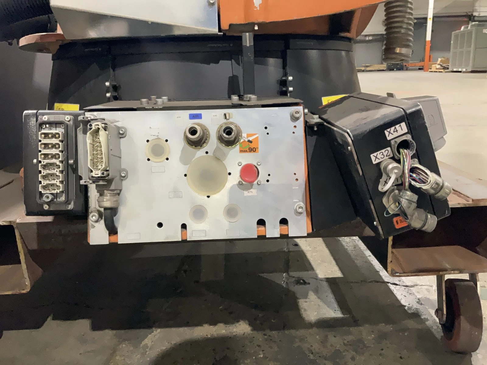 KUKA KR 100-2 PA Palletizing Robot USED - Image 7