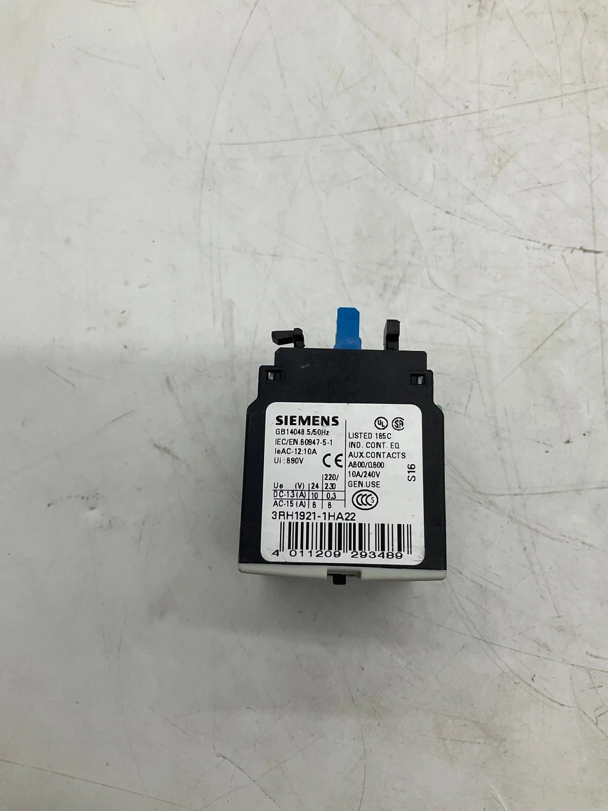 Siemens 3RH1921-1HA22 Auxiliary Contact Block 2NO 2NC Front Mount USED - Image 3