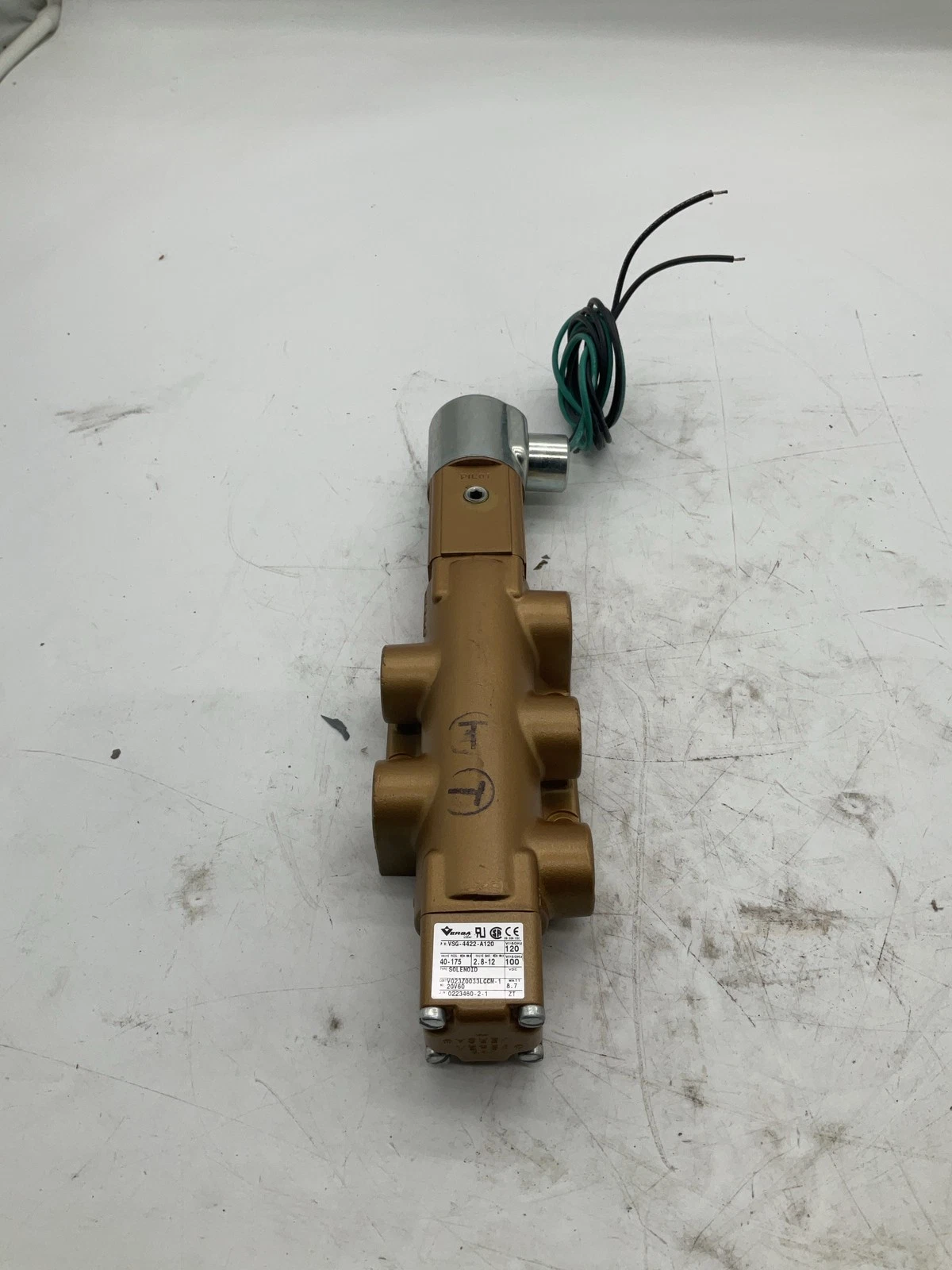 Versa VSG-4422-A120 Pilot Operated Pneumatic Solenoid Valve 120V NEW