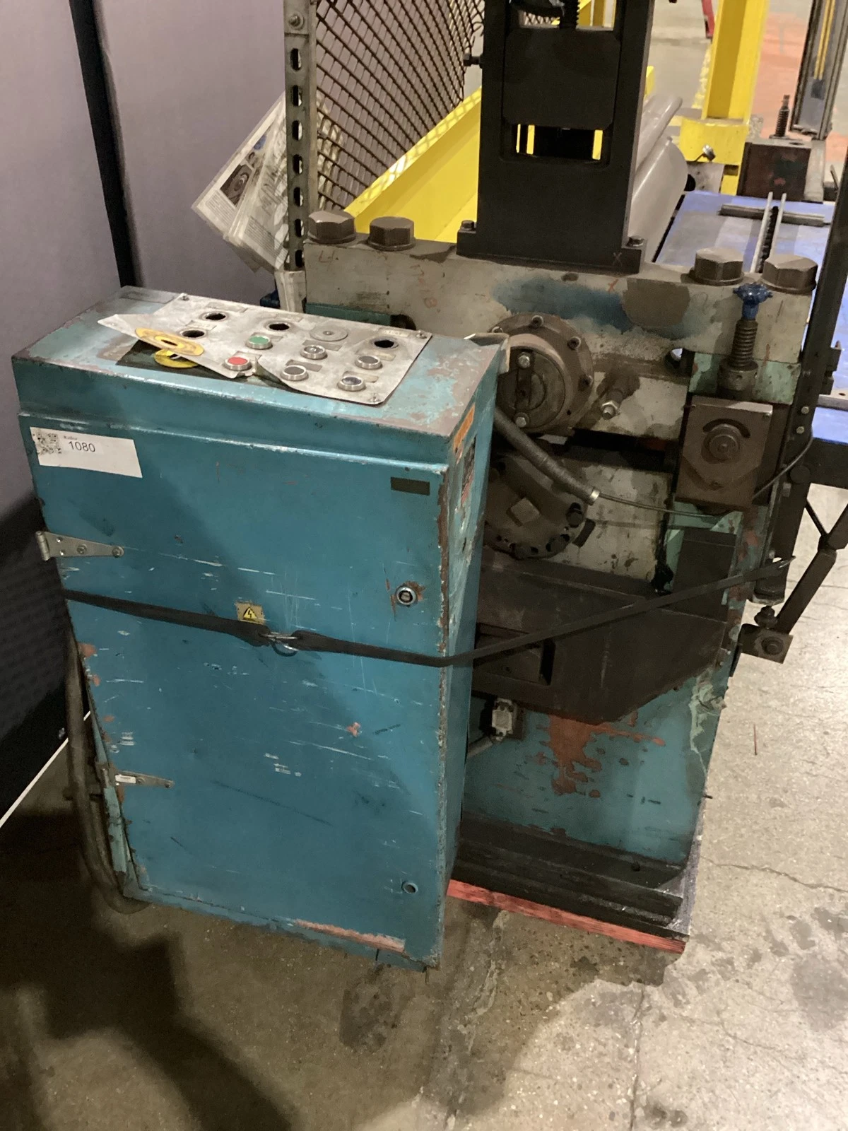 XZCD 1000/2 Hydraulic Powered Plate & Sheet Metal Roller 380V USED - Image 4