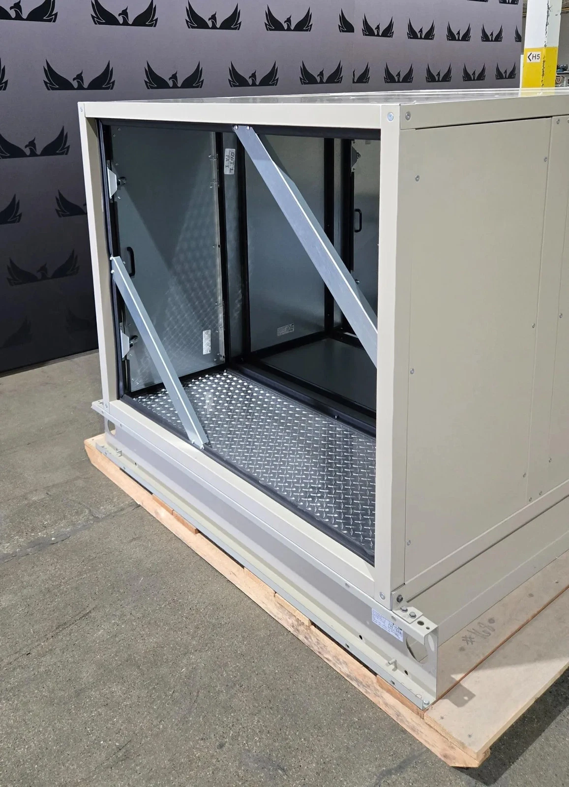 DAIKIN F1FBAH1-MRAIR-AH-001 K37 Air Handling Unit USED - Image 4