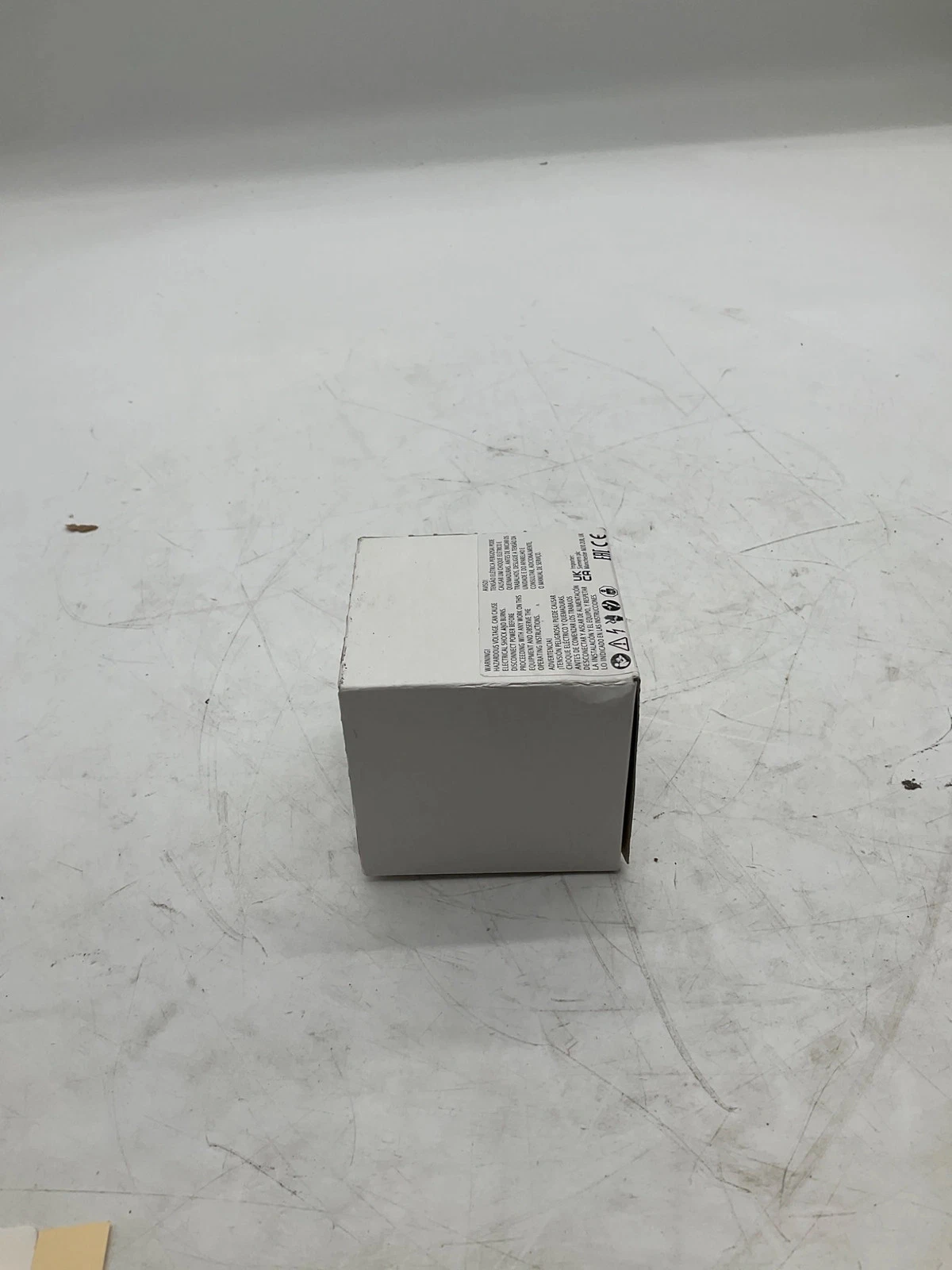SIEMENS 8WD4420-5AD Yellow LED Light Element 24V AC/DC NEW - Image 4