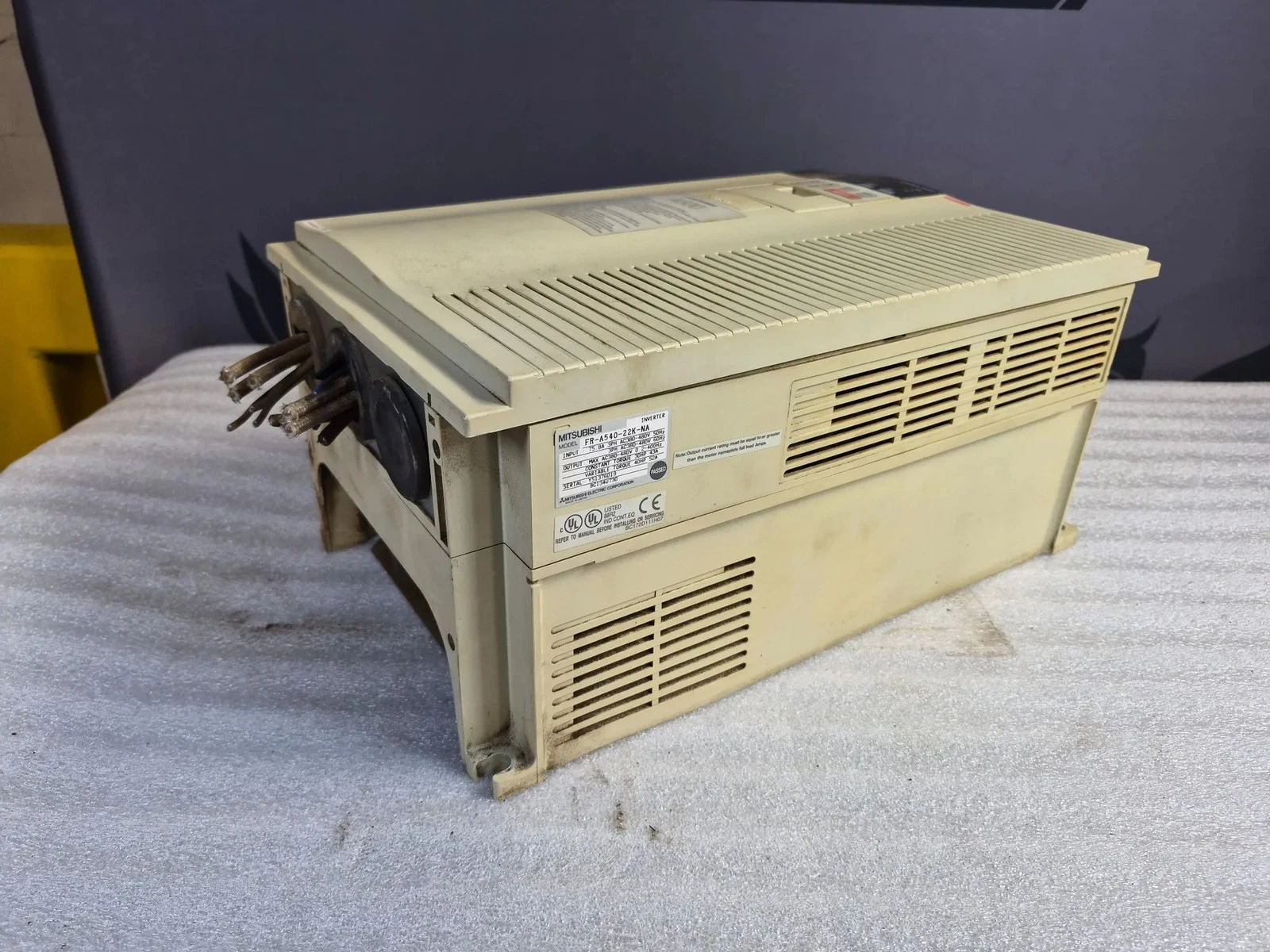 MITSUBISHI FR-A540-22K-NA A500 Variable Frequency Drive USED - Image 3
