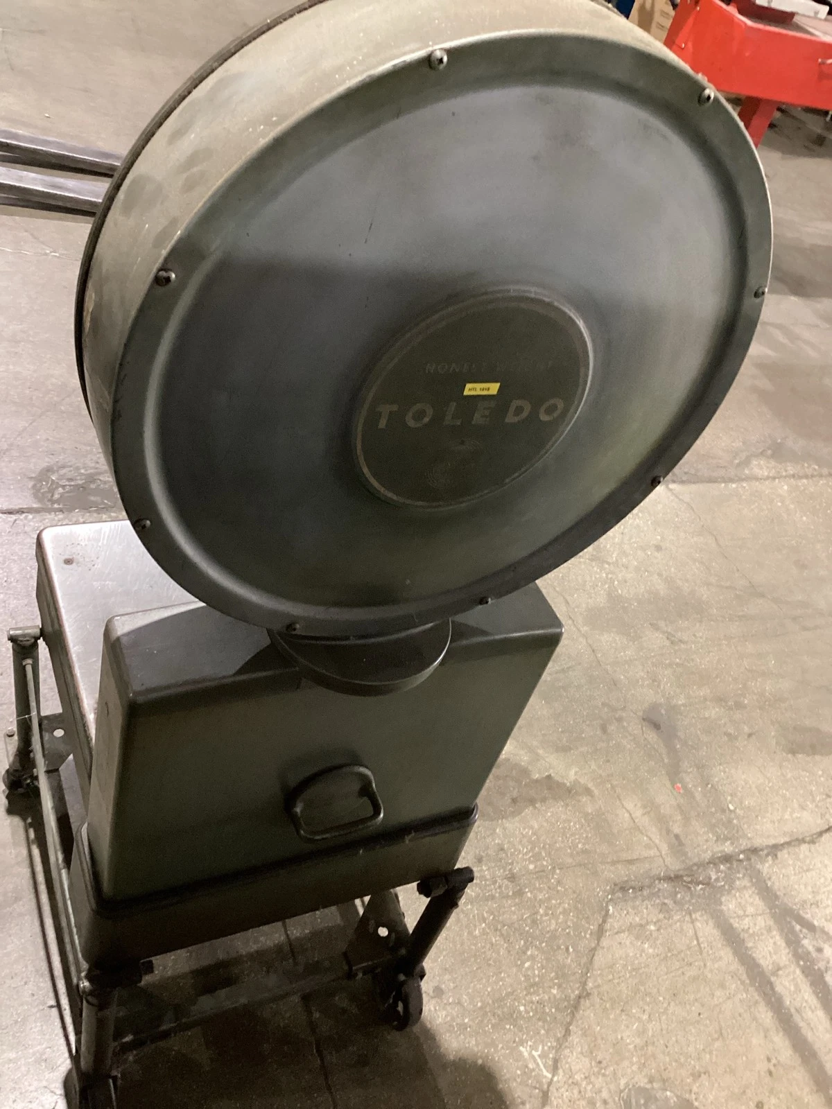 TOLEDO 2181 250LB Scale USED - Image 4