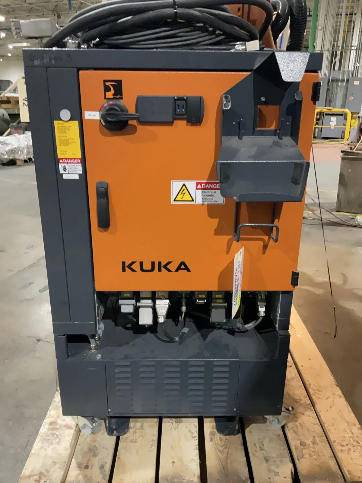 KUKA KR 240 R2700 prime Complete With KR C4 NA UL USED - Image 8