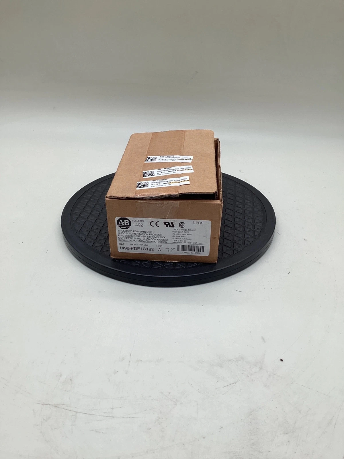 ALLEN-BRADLEY 1492-PDE1C183 Enclosed Power Distribution Block NEW - Image 2