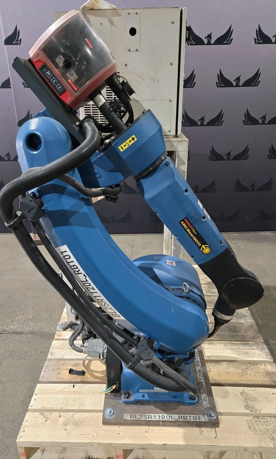 Fanuc ArcMate 120iD Complete Robot with R-30iB Plus Controller USED - Image 4