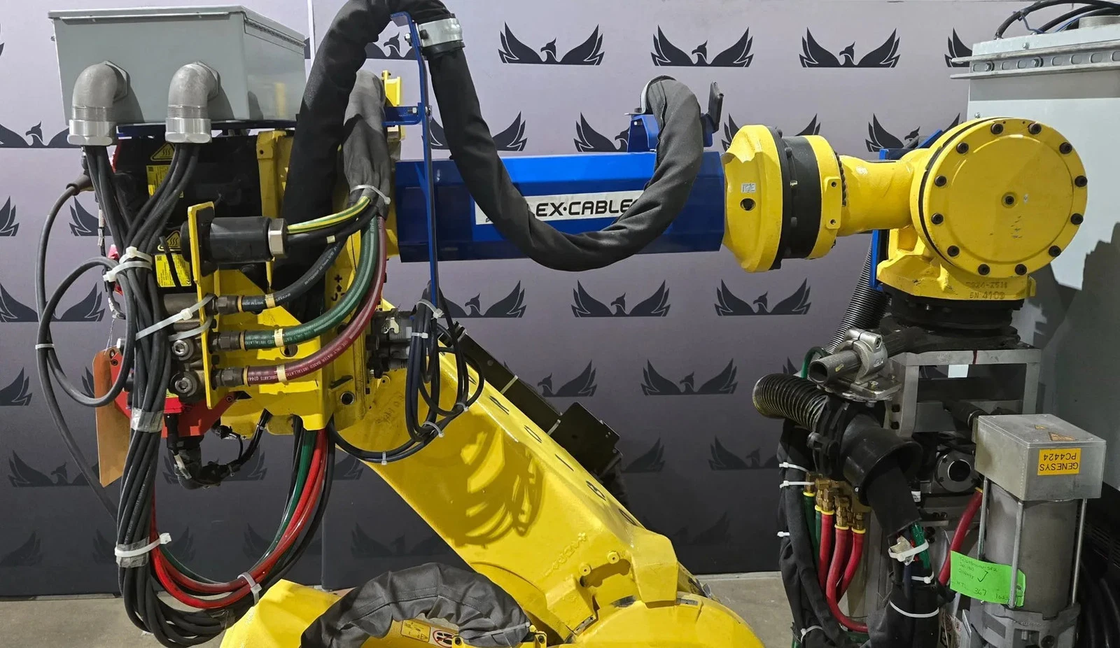 FANUC R-2000iB/210F Complete with R-30iA Controller & WTC WT6000 MFDC Inverter USED - Image 5