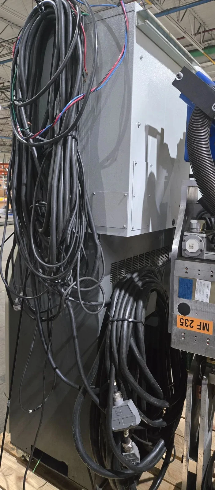 FANUC R-2000iB/210F Complete with R-30iA Controller & WTC WT6000 MFDC Inverter USED - Image 11