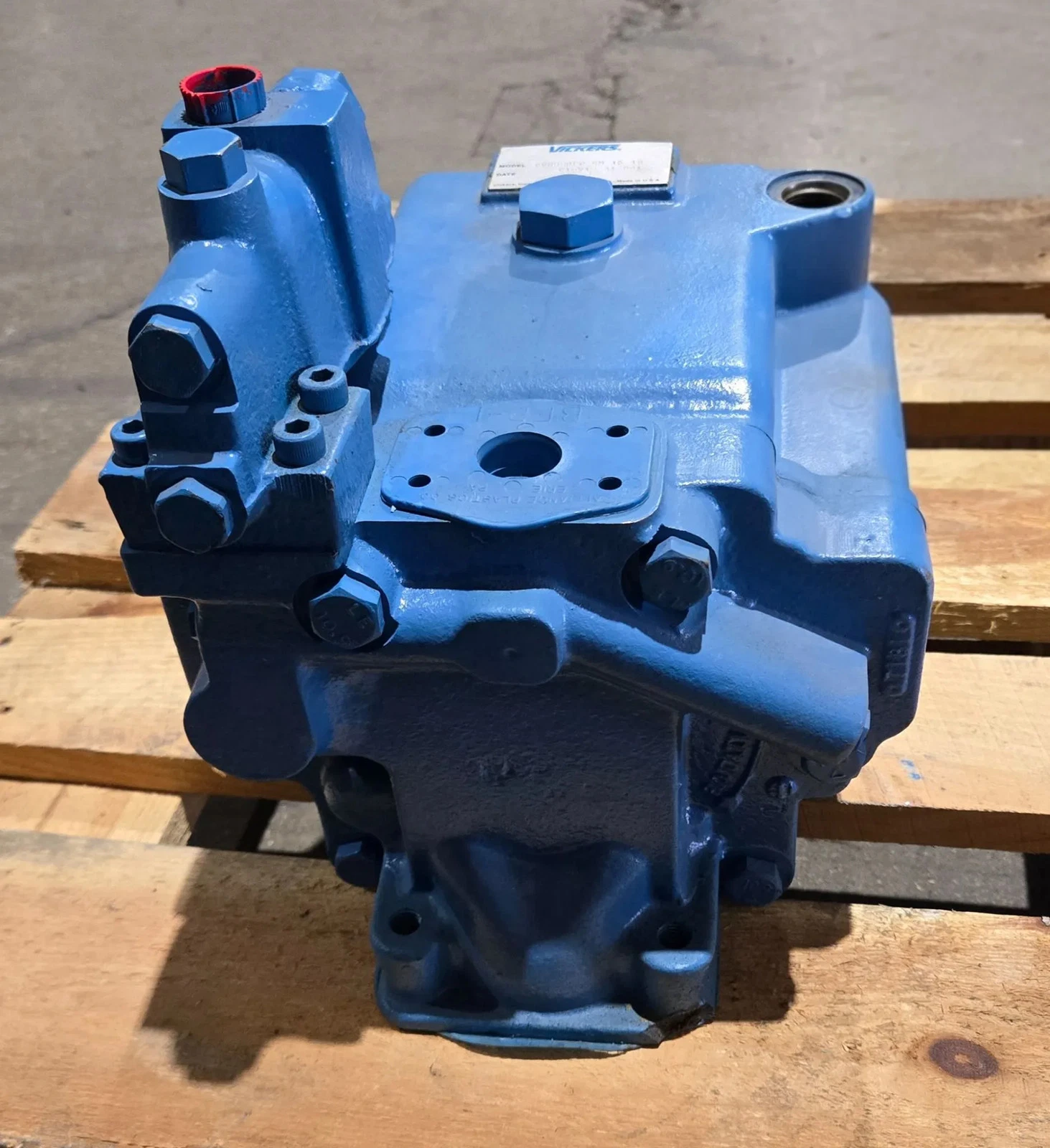 VICKERS PVH98QPC-RM1S10 Hydraulic Vane Pump USED - Image 2