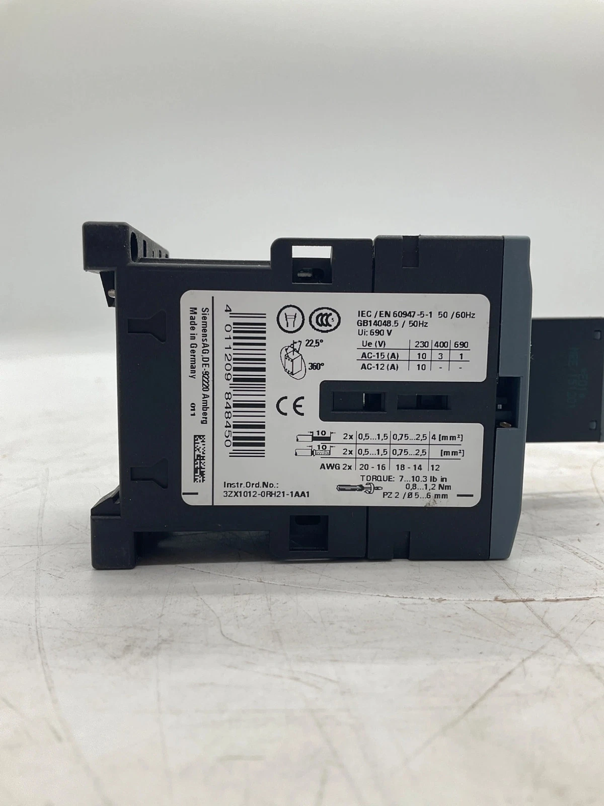 SIEMENS 3RH2131-1BB40 Control Relay w/ 3RT2916-1BB00 Suppressor USED - Image 4