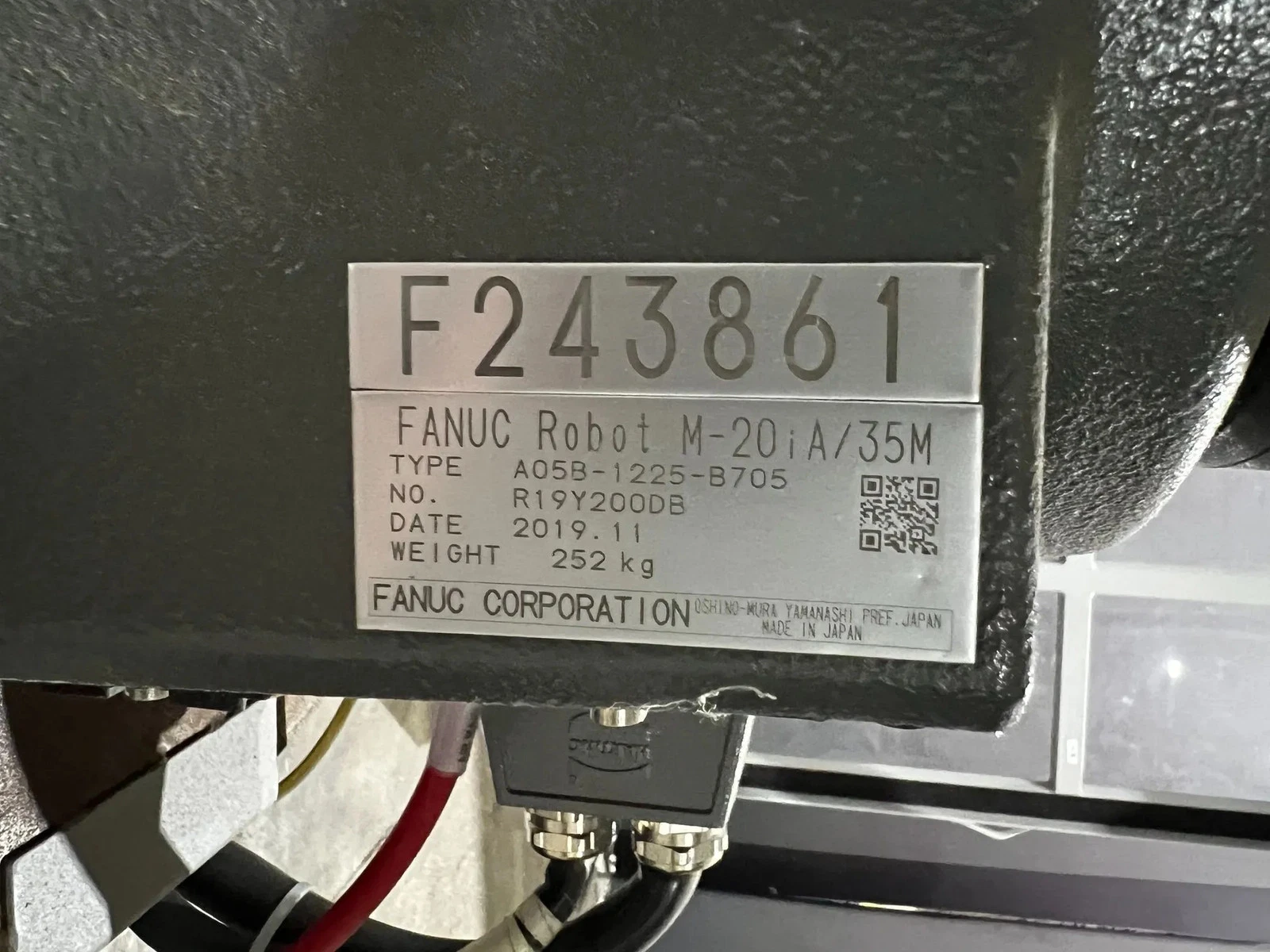 SIDEL PVLM35 Robotic Case Palletizer with FANUC M-20iA/35M Complete USED - Image 17