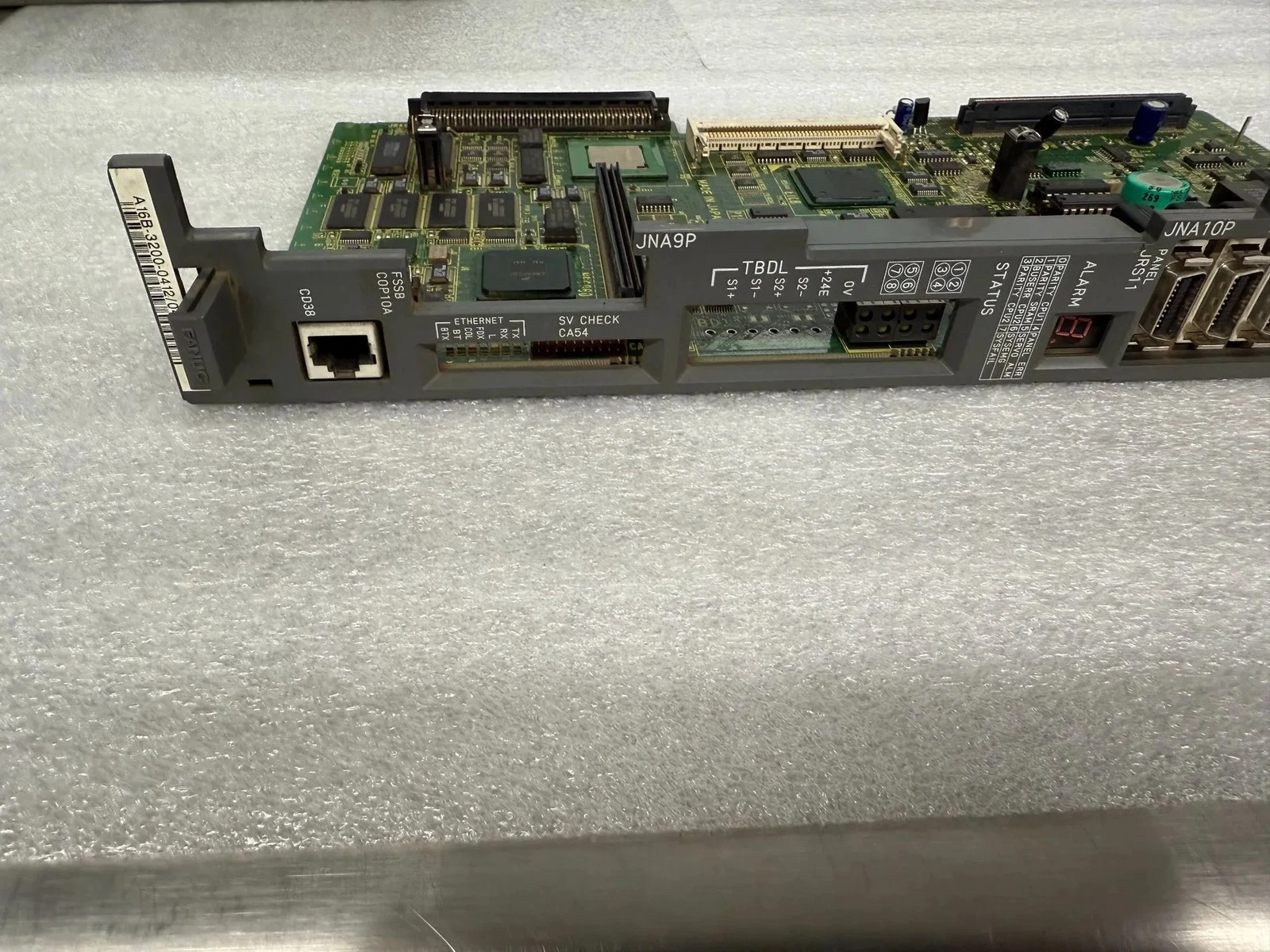 FANUC A16B-3200-0412/04A Control Module Board USED - Image 3