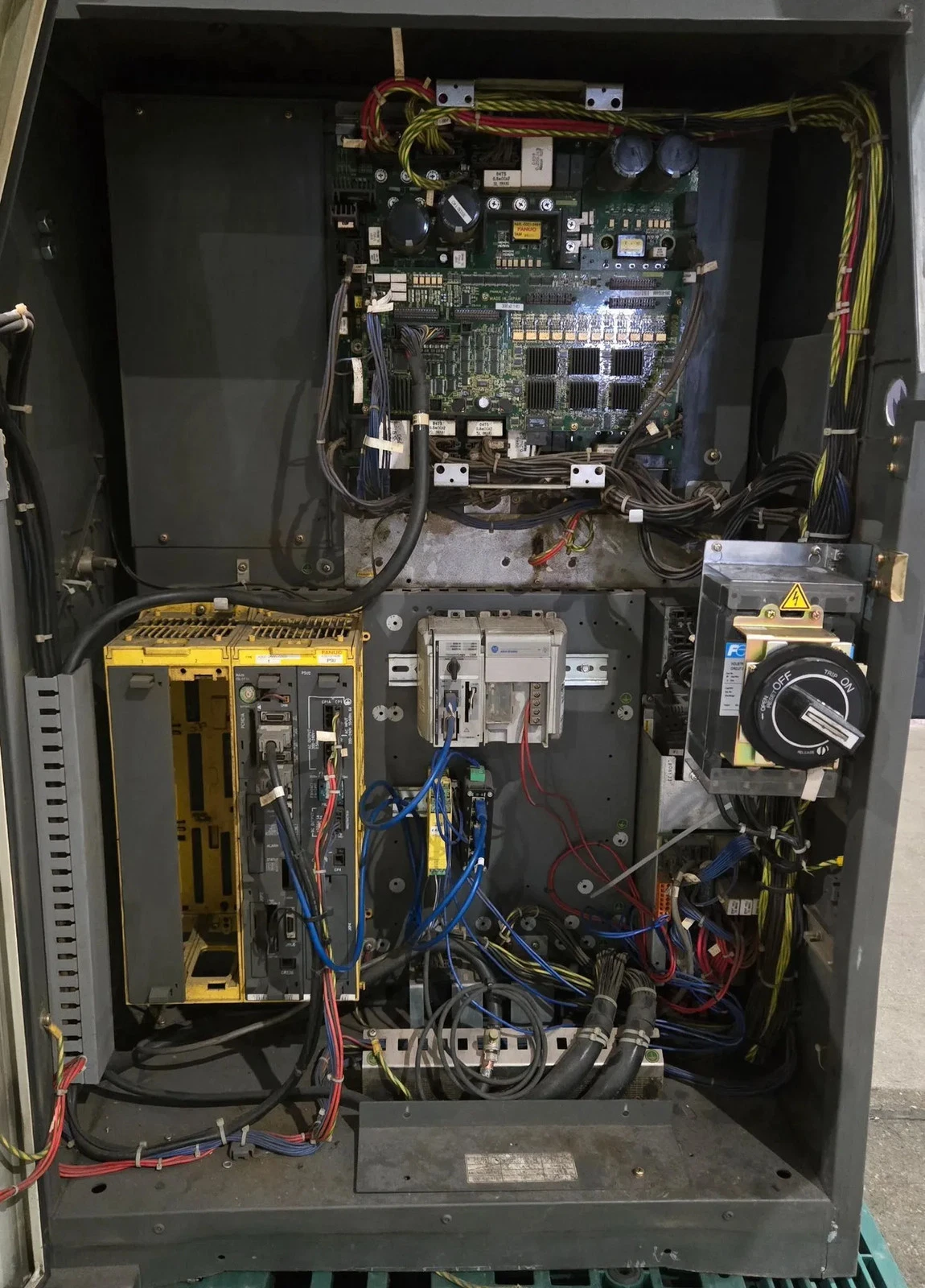Fanuc M-900iA/350 Robot with R-30iA Controller & Deprag Inverter USED - Image 16
