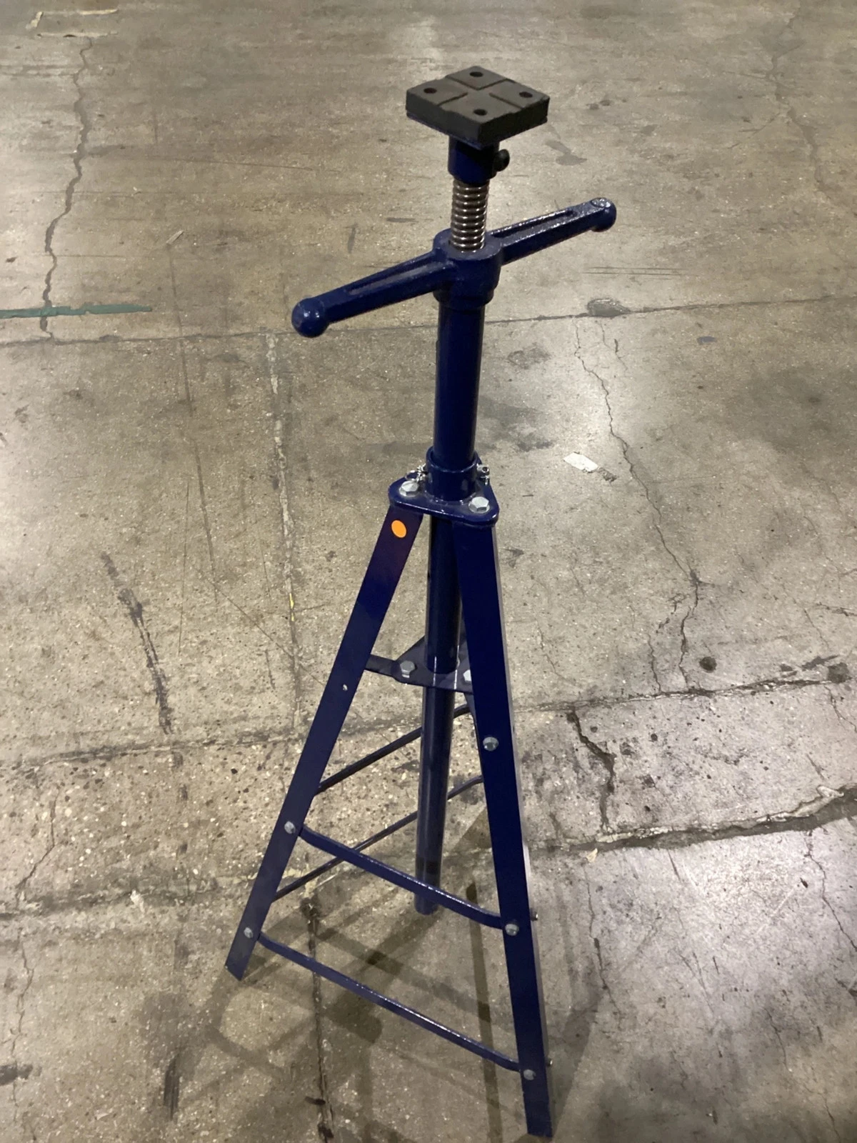 TCE TCE42009 Professional High Reach Jack Stand 4000 LB Capacity USED - Image 4
