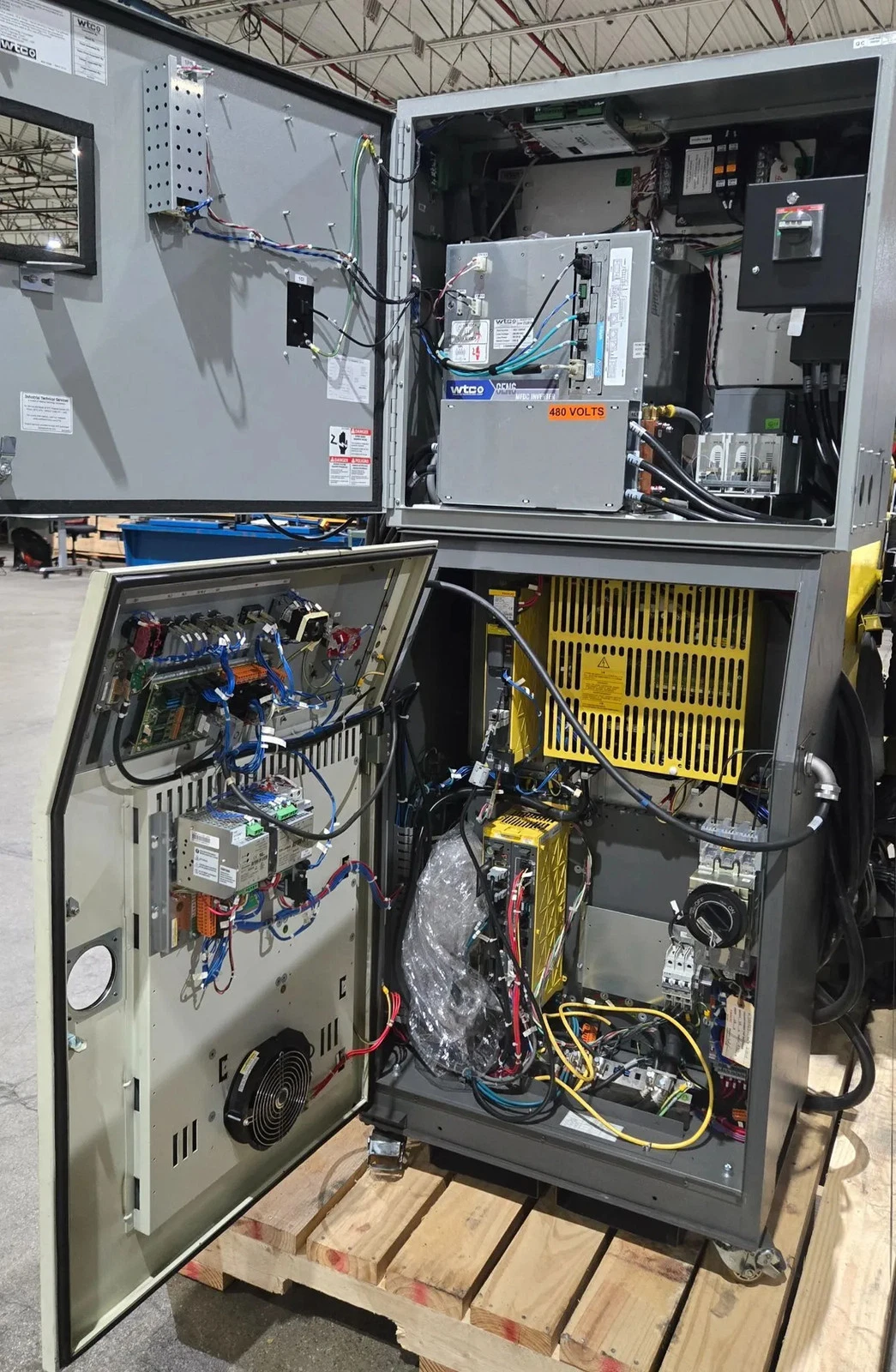 FANUC R-2000iB/210F Complete with R-30iA Controller & WTC WT6000 MFDC Inverter USED - Image 14