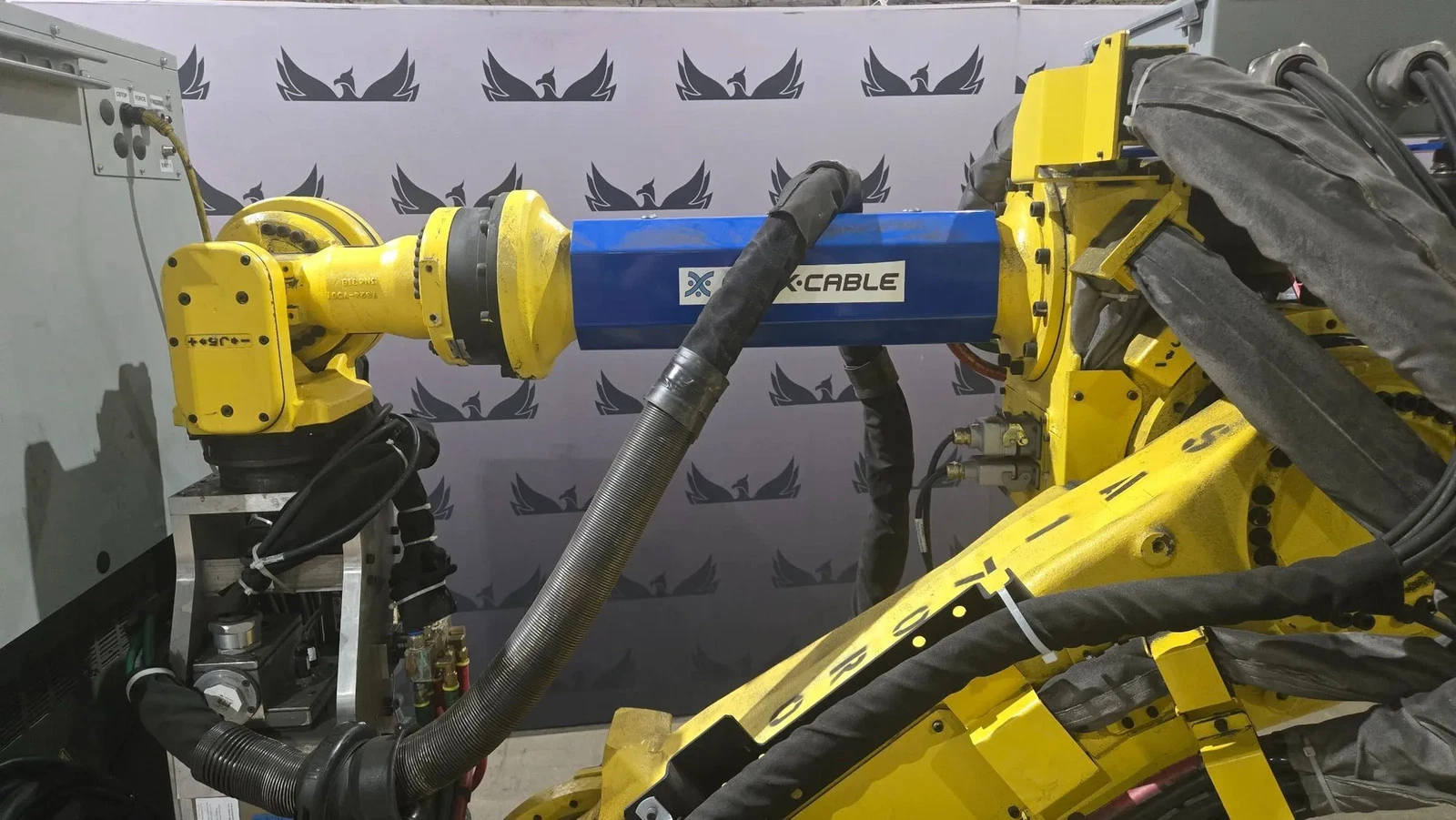 FANUC R-2000iB/210F Complete with R-30iA Controller & WTC WT6000 MFDC Inverter USED - Image 6