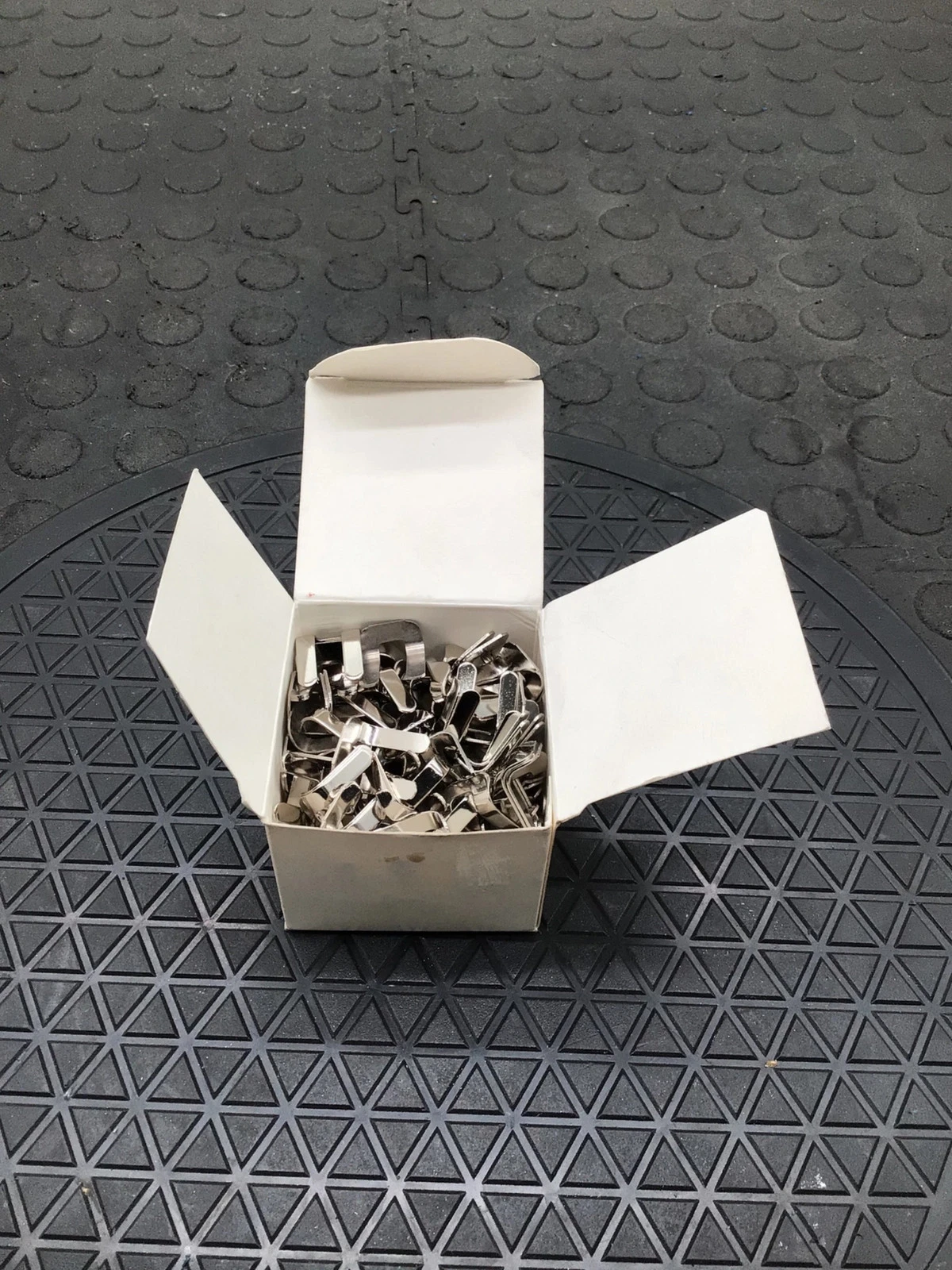 ALLEN-BRADLEY 1492-N3 Plug-In Jumper Terminal Block Accessory (BOX OF 50) NEW - Image 4