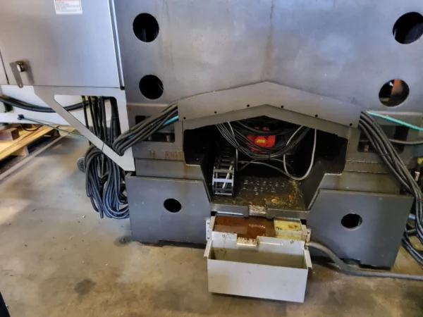 Used 2006 TOYODA BM1600 Vertical Machining Centers IGAM2990001