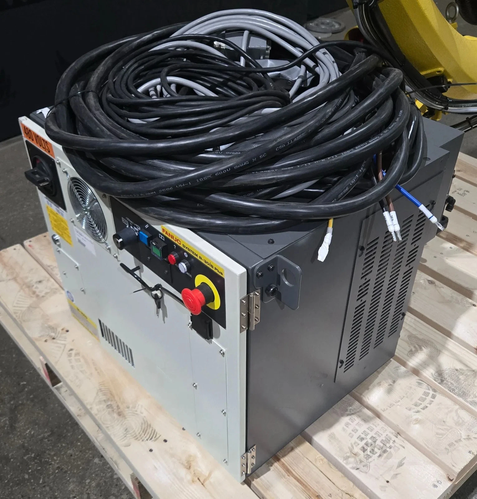 FANUC M-10iD/10L Complete with R-30iB Plus Controller USED - Image 10