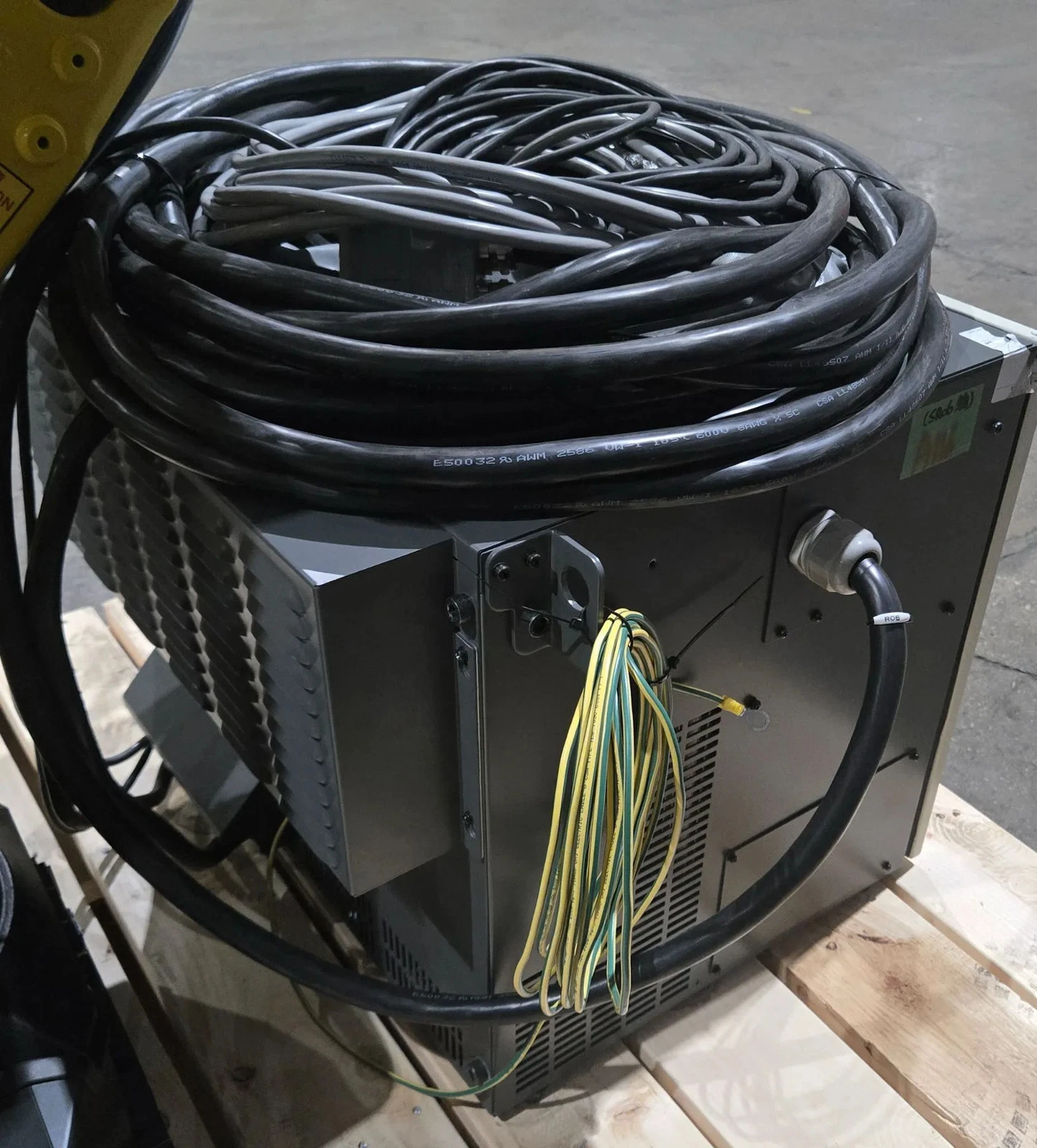 FANUC M-10iD/10L Complete with R-30iB Plus Controller USED - Image 11