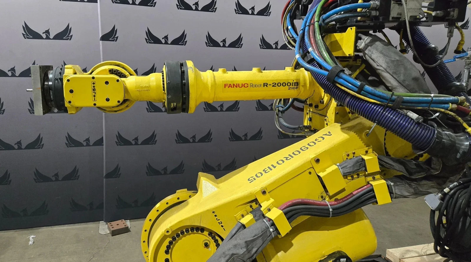 FANUC R-2000iB/210F Robot Complete with R-30iB Controller & WTC Weld Controller USED - Image 4