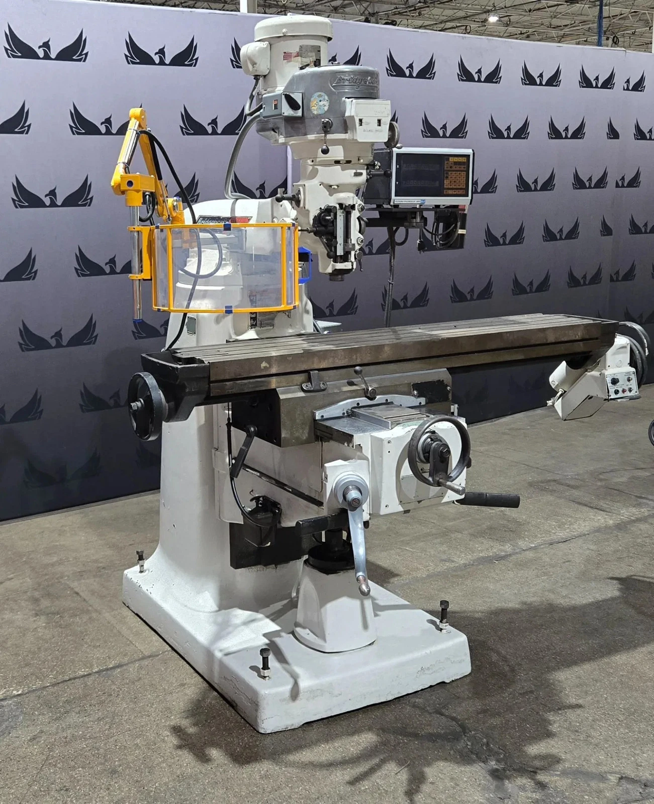 BRIDGEPORT Series II Vertical Milling Machine 2 HP 3-Phase USED - Image 3