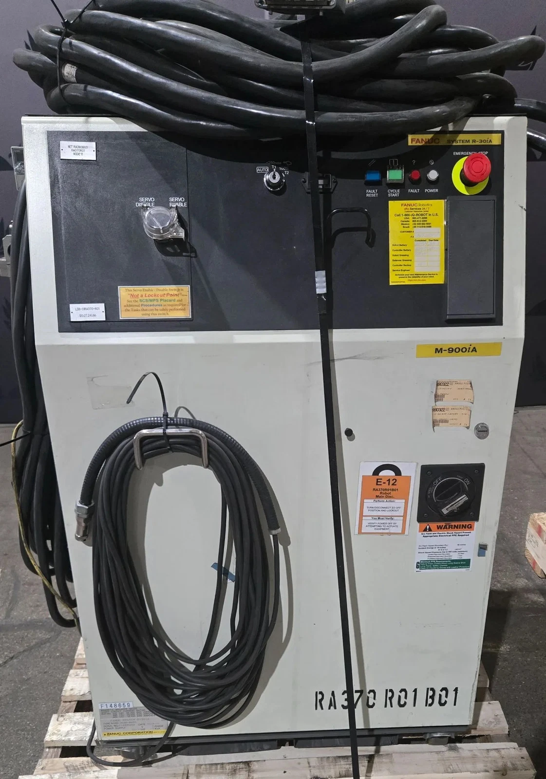 FANUC M-900iA/600 Complete with R-30iA Controller USED - Image 12