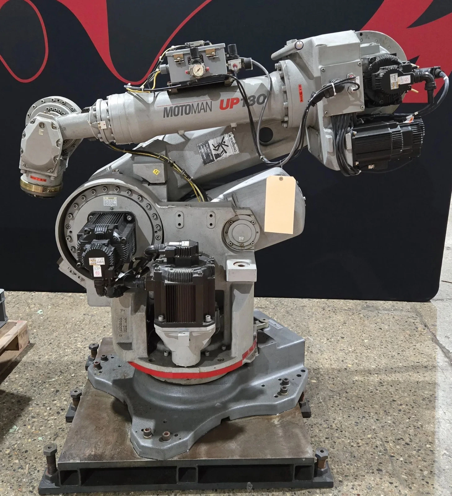 YASKAWA MOTOMAN UP130-RB00 INDUSTRIAL ROBOT ARM AND CONTROL CABINET USED - Image 2