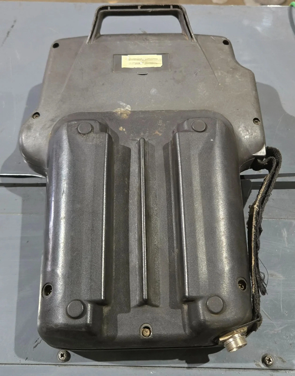 FANUC M-900iA/350 Complete with R-J3iC Controller USED - Image 18