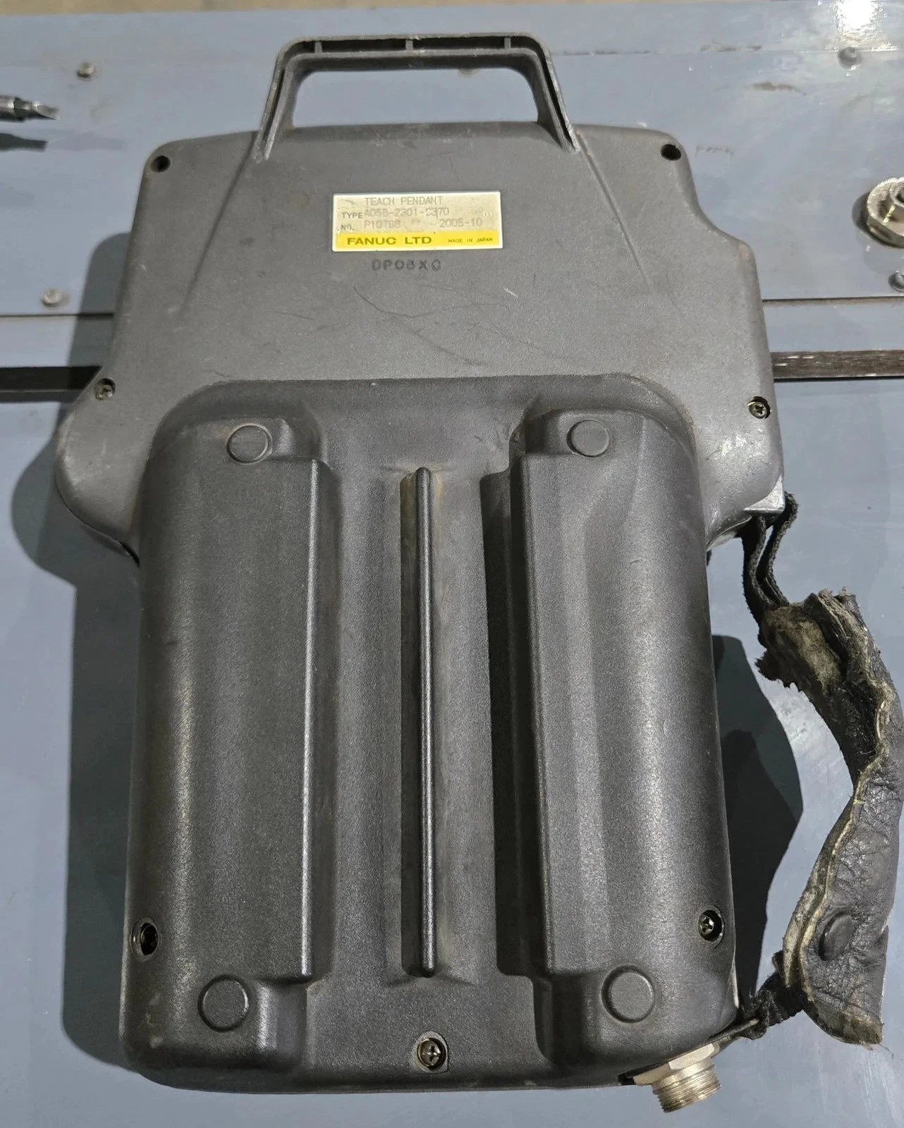 FANUC M900IA/350 Complete with R-J3iC Controller USED - Image 17