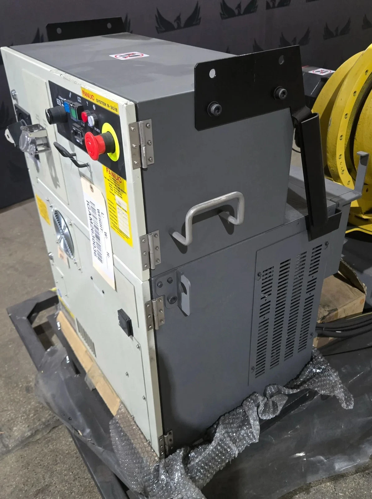 FANUC R-2000iB/210F Robot with R-30iB Controller NEW - Image 11