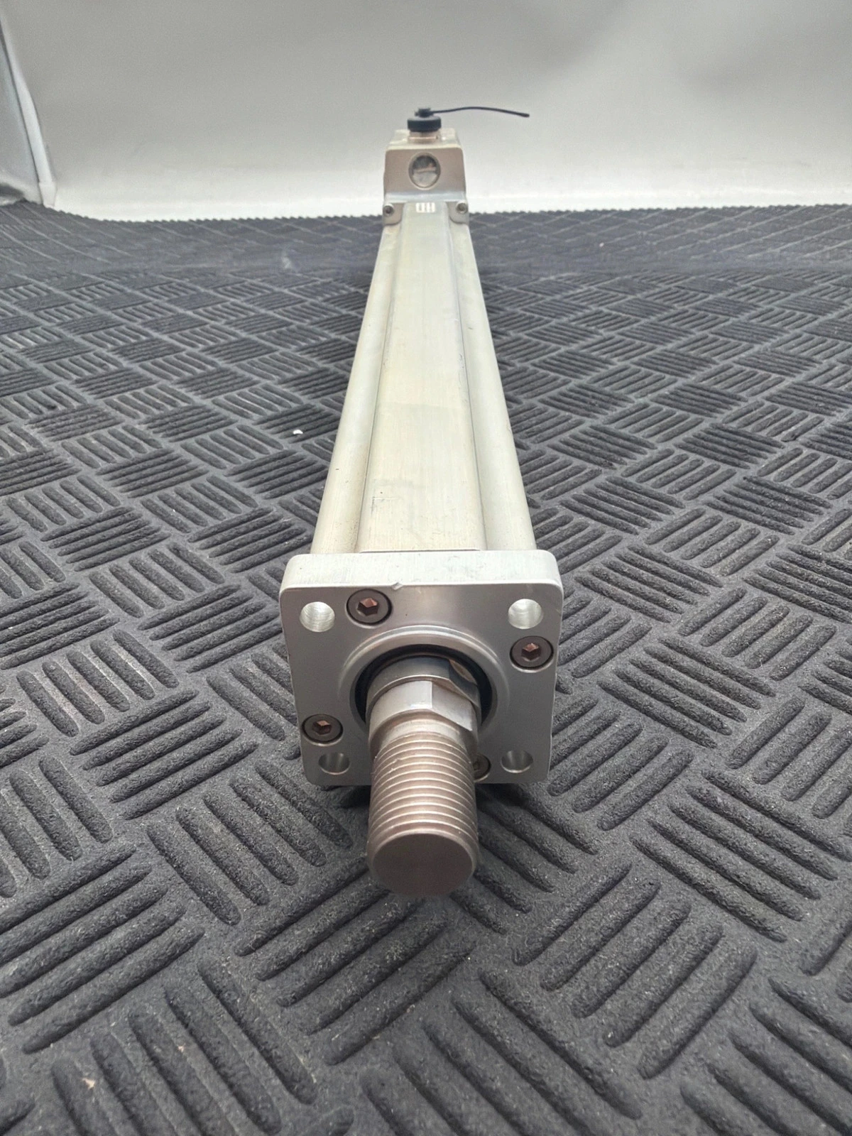 WITTENSTEIN TLSA046AAU-330N01-008 Linear Servo Actuator USED - Image 4