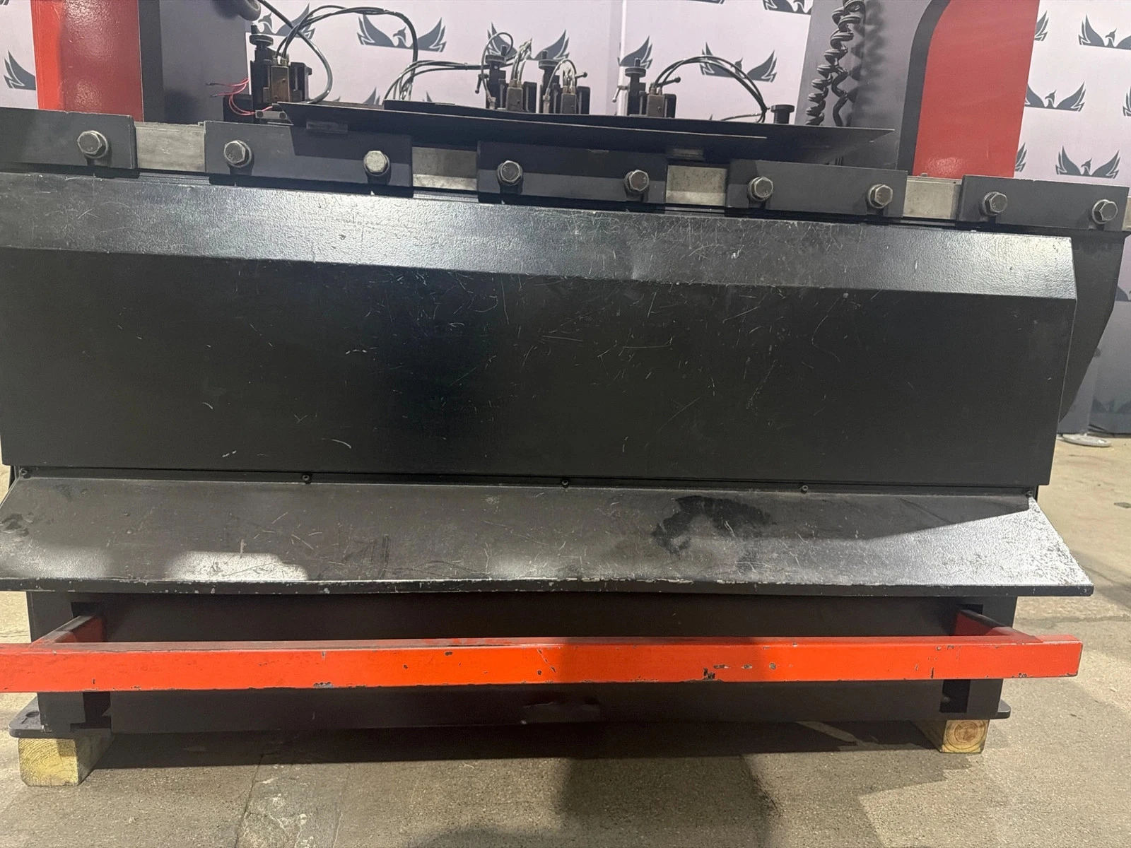 AMADA RG-50 Press Brake with NC-9EX Controller USED - Image 4