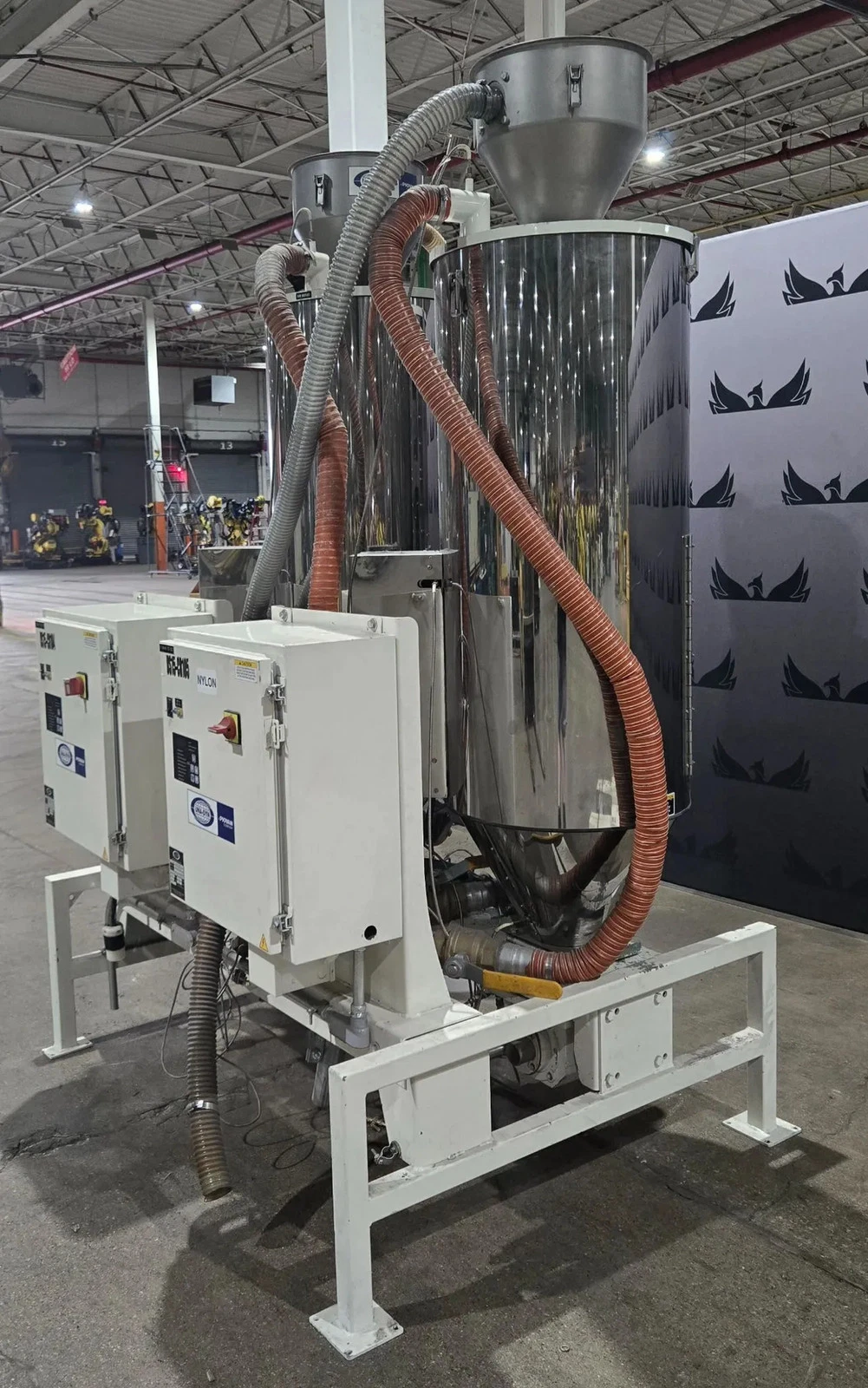 UNA-DYN FC-XMH Dual Hopper Material Drying and Conveying System USED - Image 3