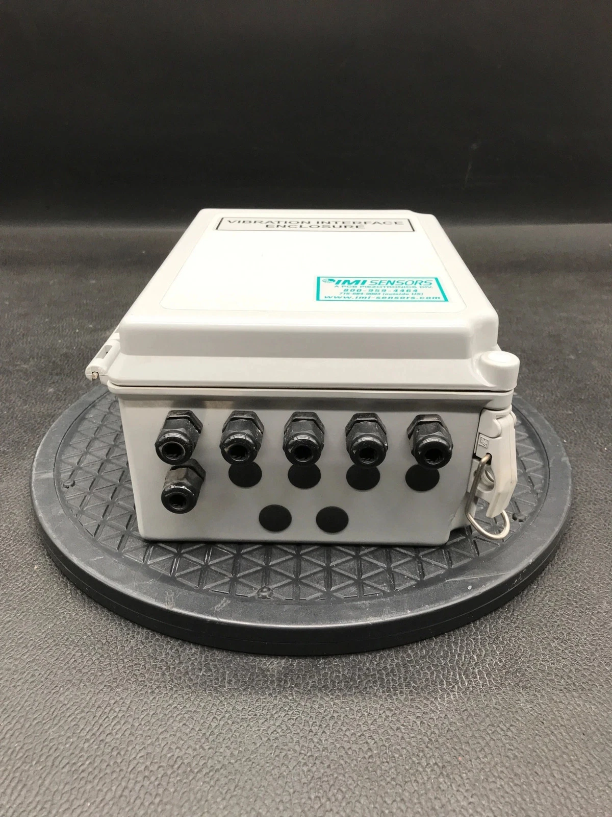 HOFFMAN A864CHQRFG NEMA 4X IP66 Vibration Interface Enclosure NEW - Image 2
