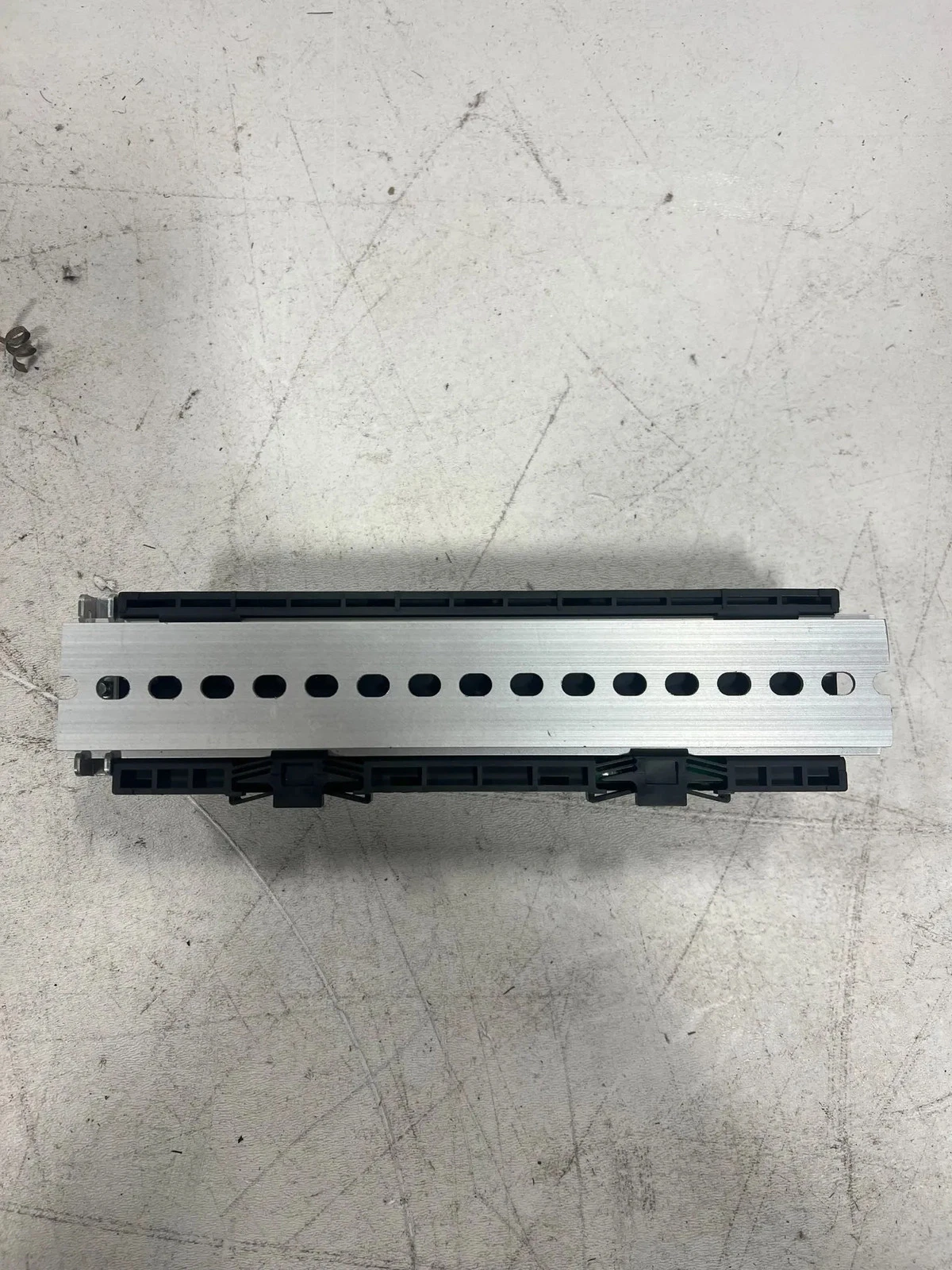 MITSUBISHI AJ65SBTB1-32T1 CC-Link Output Module USED - Image 3
