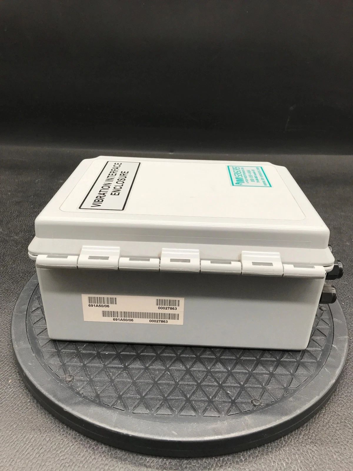 HOFFMAN A864CHQRFG NEMA 4X IP66 Vibration Interface Enclosure NEW - Image 5