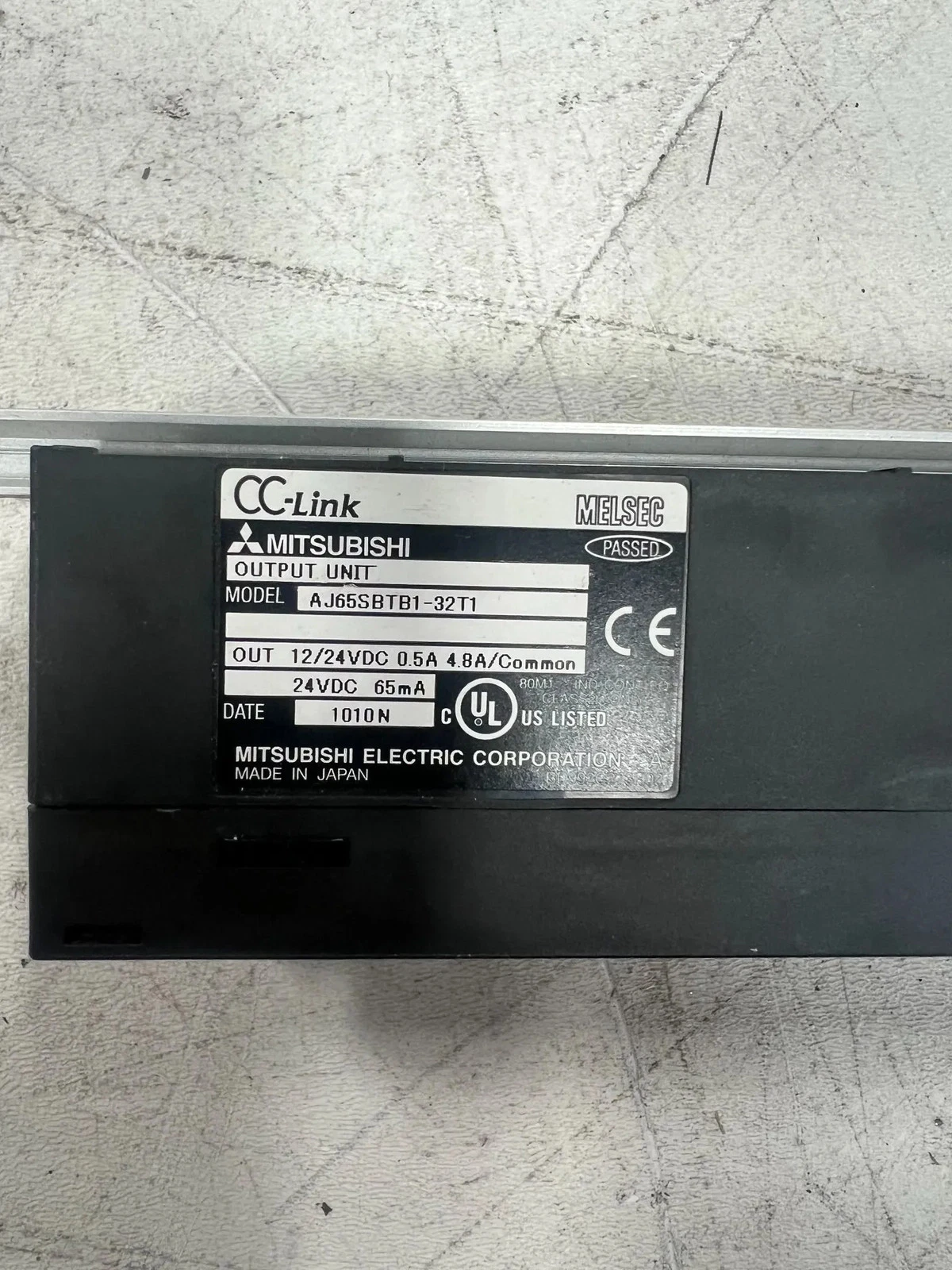 MITSUBISHI AJ65SBTB1-32T1 CC-Link Output Module USED - Image 4