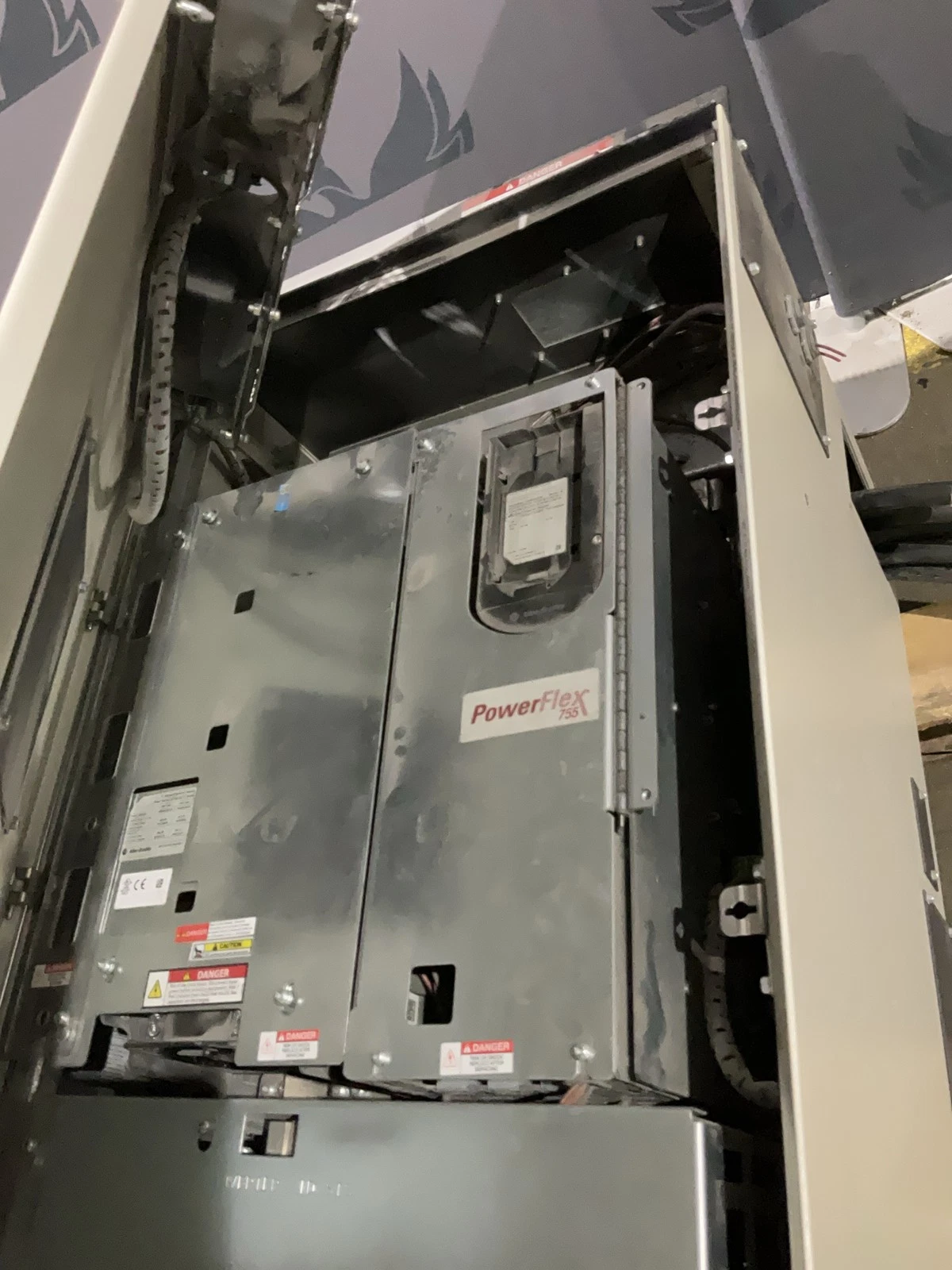 ALLEN-BRADLEY 20G1ABD740AN0NNNNN PowerFlex 755 AC Drive USED - Image 12