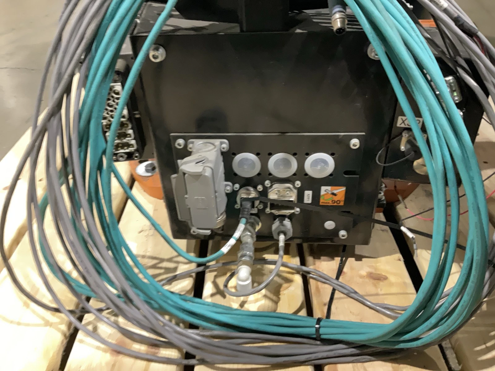 KUKA KR 60-3 Complete with KR C4 NA UL Controller USED - Image 6