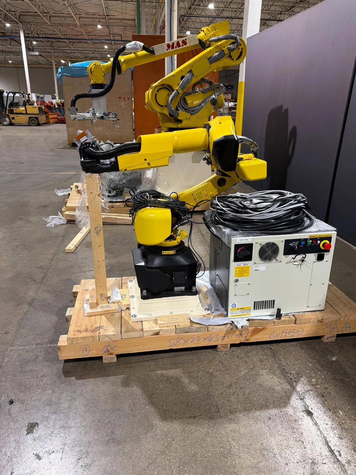 FANUC M-10iD/10L Complete with R-30iB Plus Controller USED - Image 5