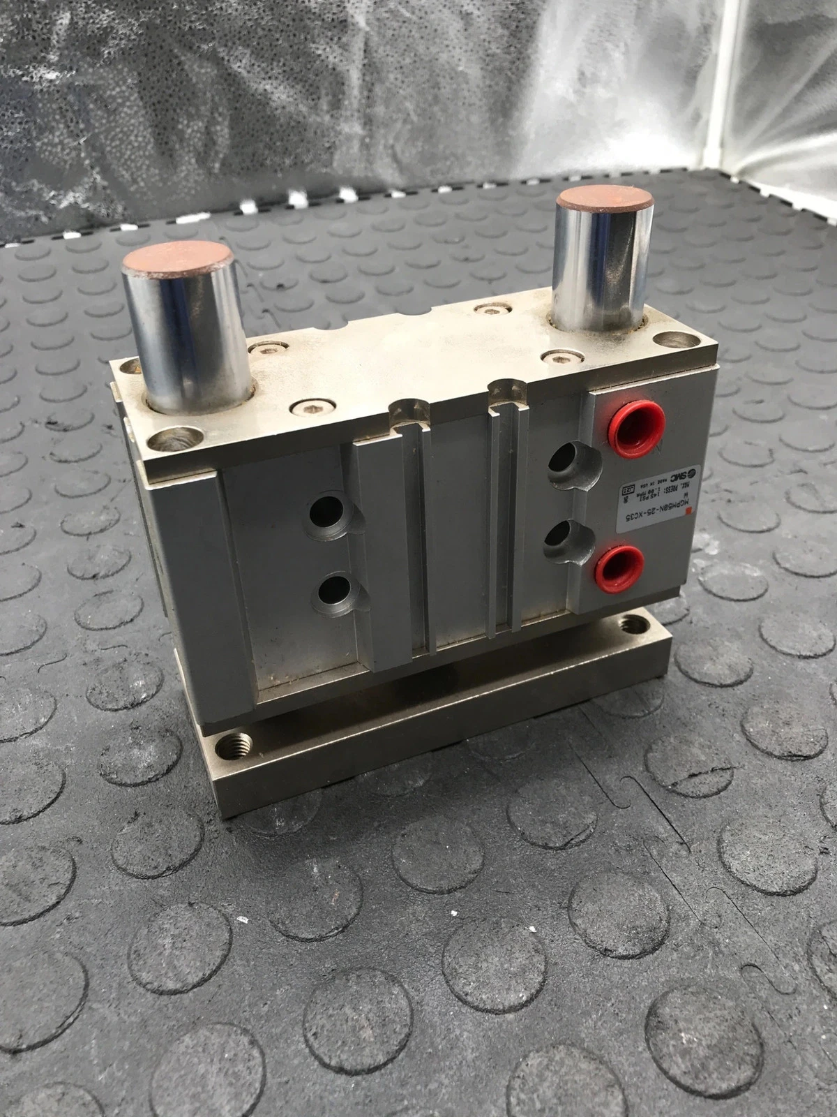 SMC PNEUMATICS MGPM50N-25-XC35W Compact Guided Air Cylinder USED - Image 7