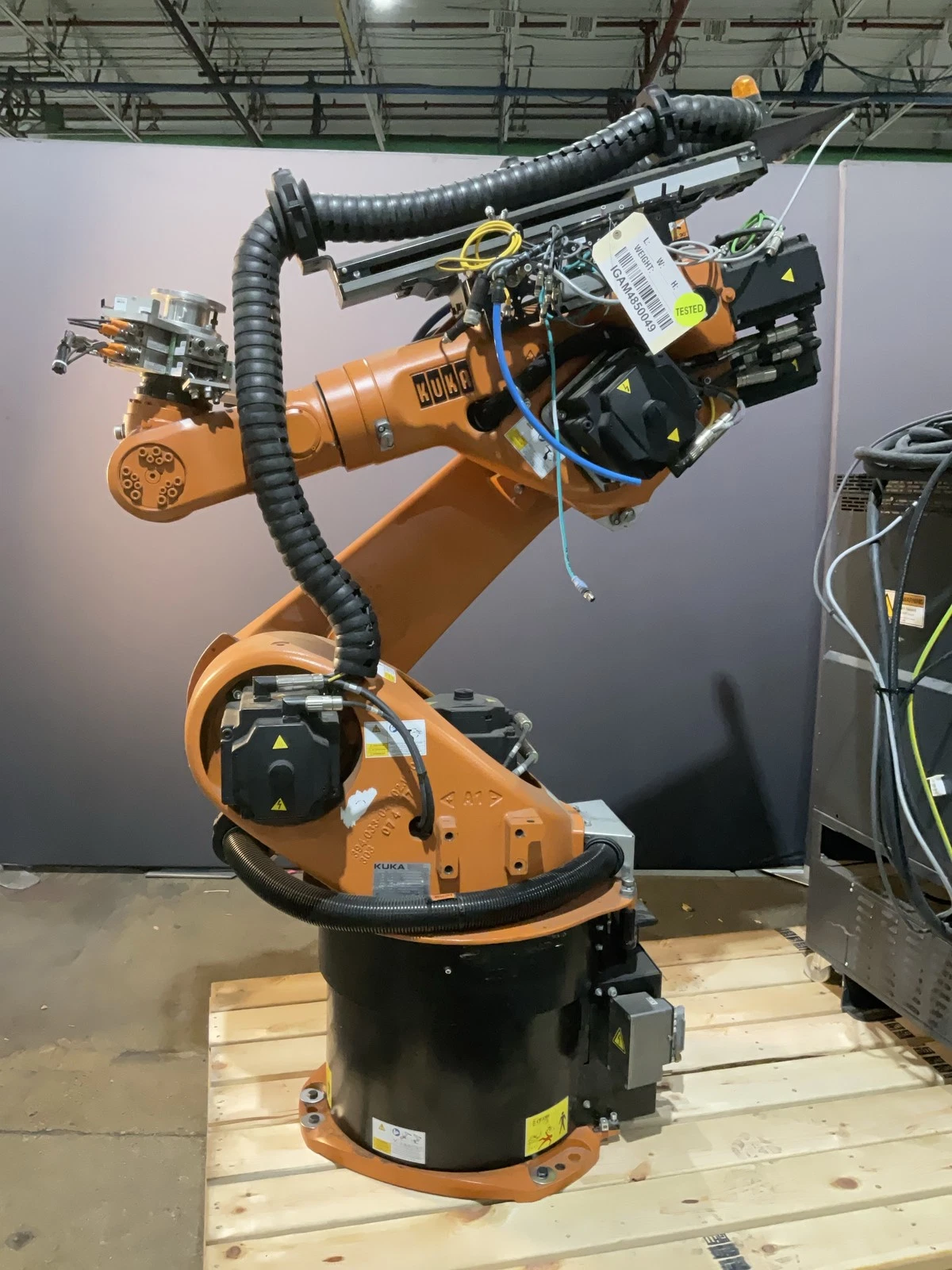 KUKA KR 60-3 Complete with KR C4 NA UL Controller USED - Image 2