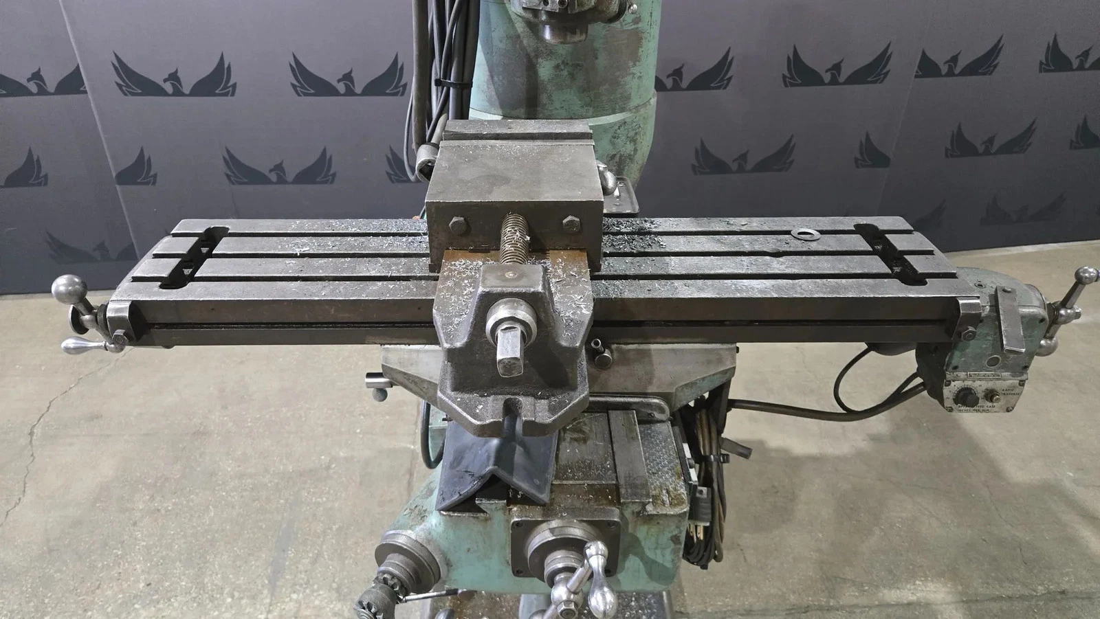 Bridgeport 153998 Vertical Milling Machine USED - Image 9