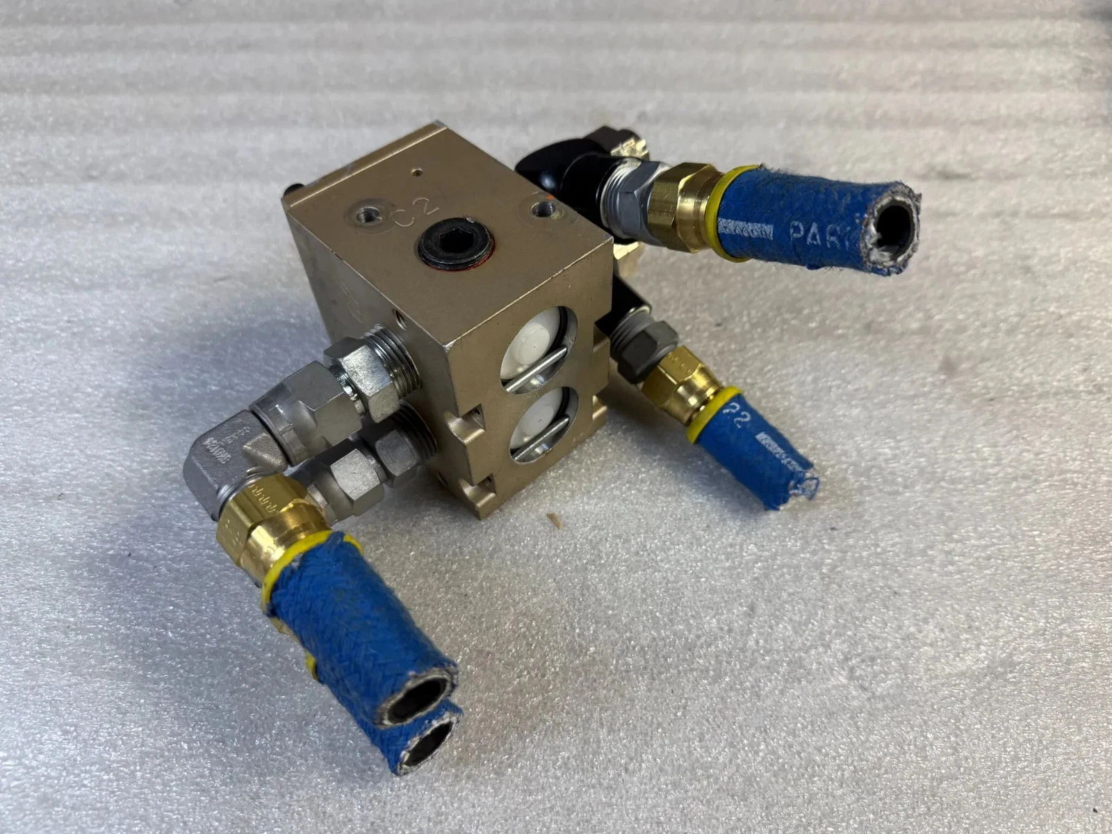 ROSS 2768C4900 1/2" Pilot Operated Check Valve USED - Image 2