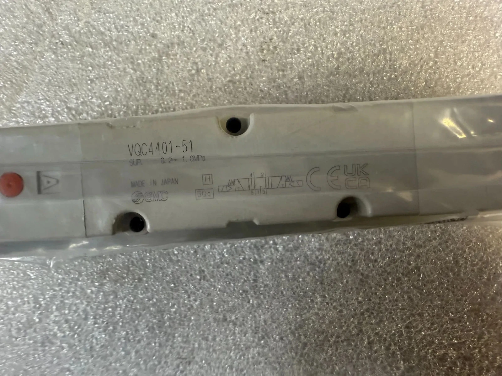 SMC VQC4401-51 5-Port 2-Position Pneumatic Solenoid Valve NEW - Image 3