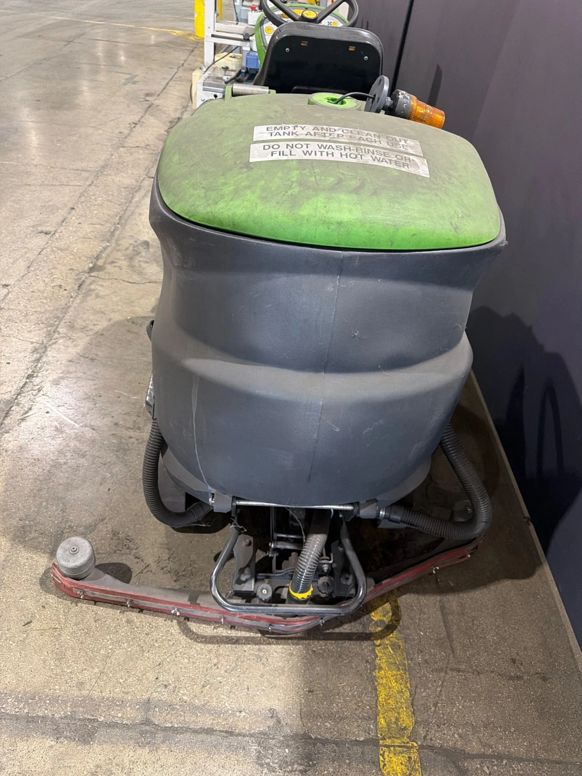 IPC CT230 Ride-On Floor Scrubber - USED - Image 2