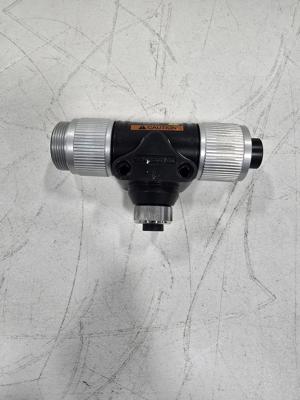 TURCK GSDA-GKDA-RKM44-4319U T CONNECTOR NEW - Image 4