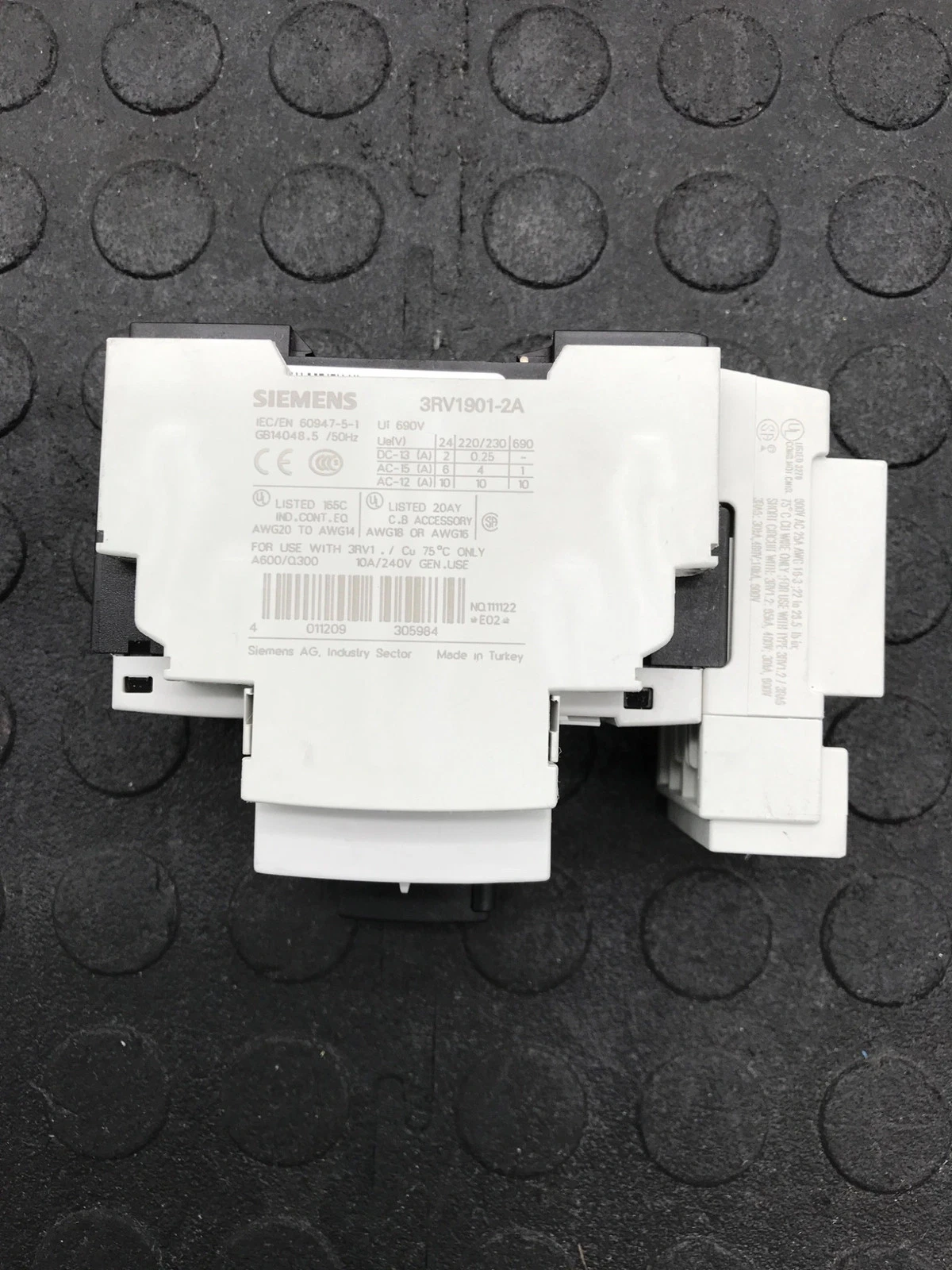 Siemens 3RV1021-0KA10 Motor Protection Circuit Breaker USED - Image 4